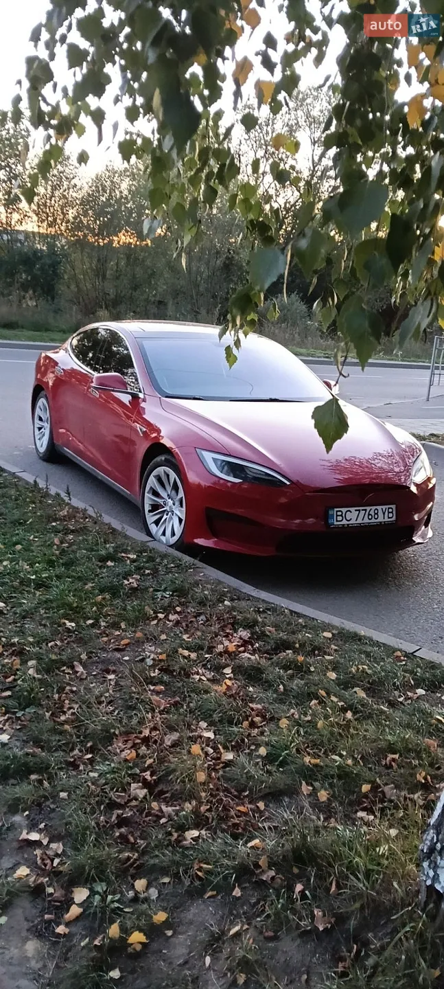 Tesla Model S, 2013