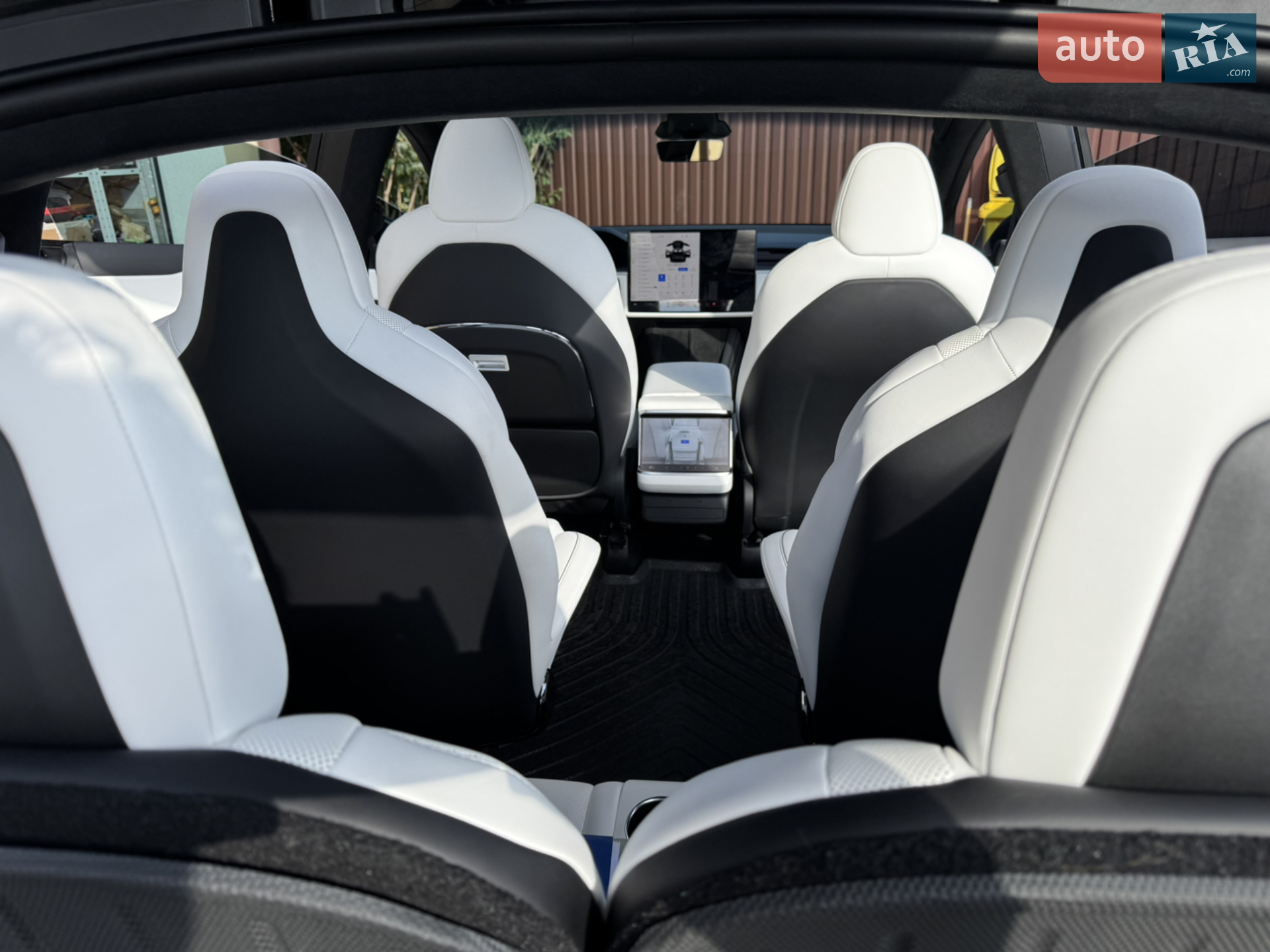 Tesla Model X, 2023