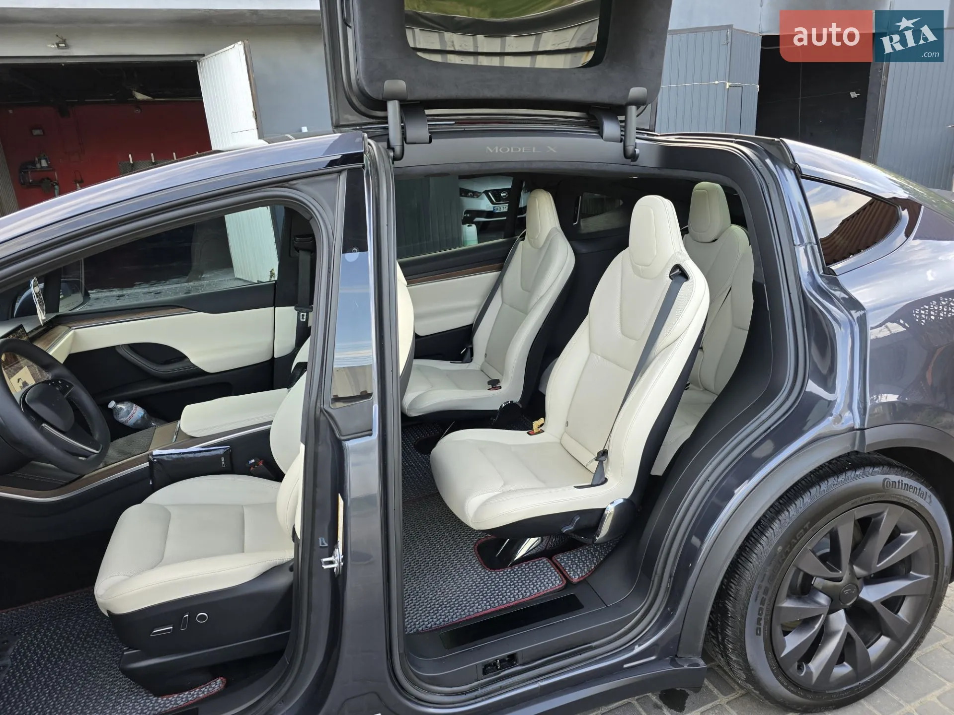 Tesla Model X, 2022