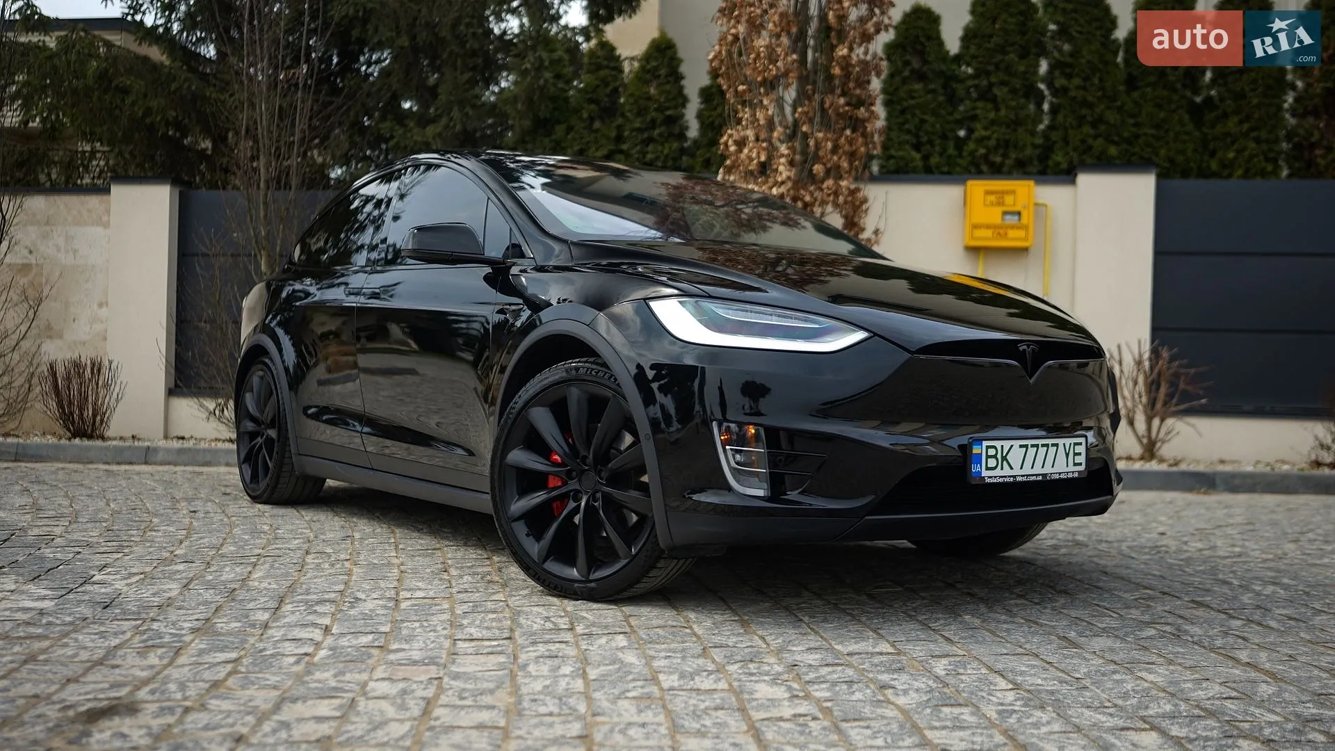 Tesla Model X, 2020