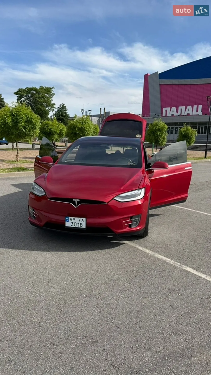 Tesla Model X, 2018