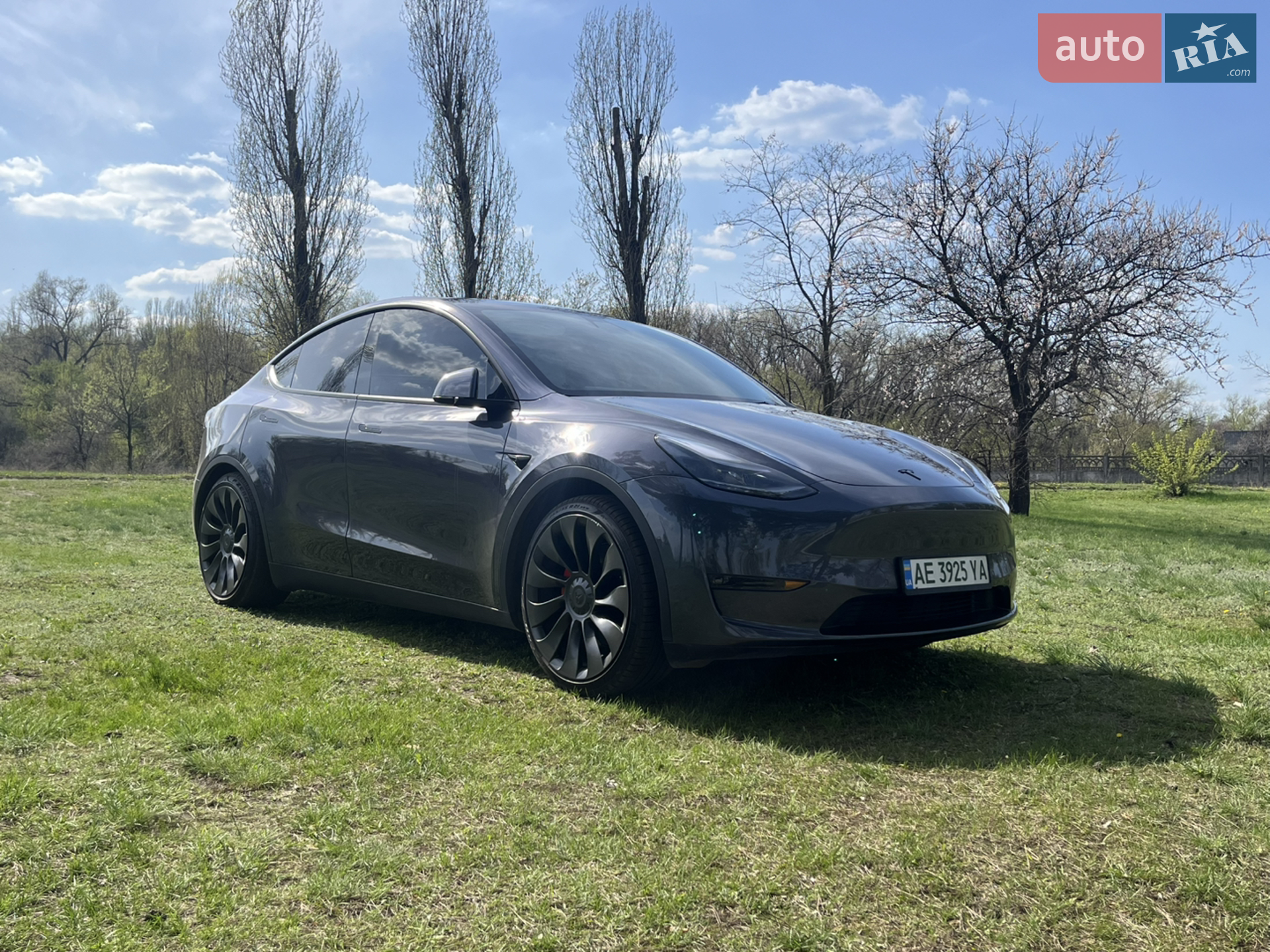 Tesla Model Y, 2022