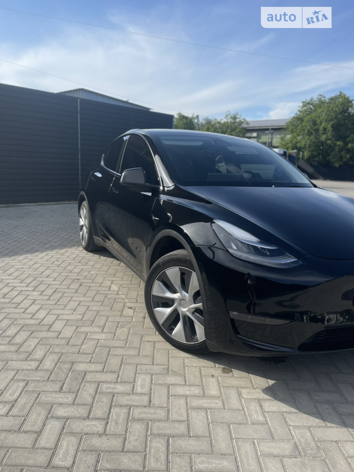 Tesla Model Y, 2022