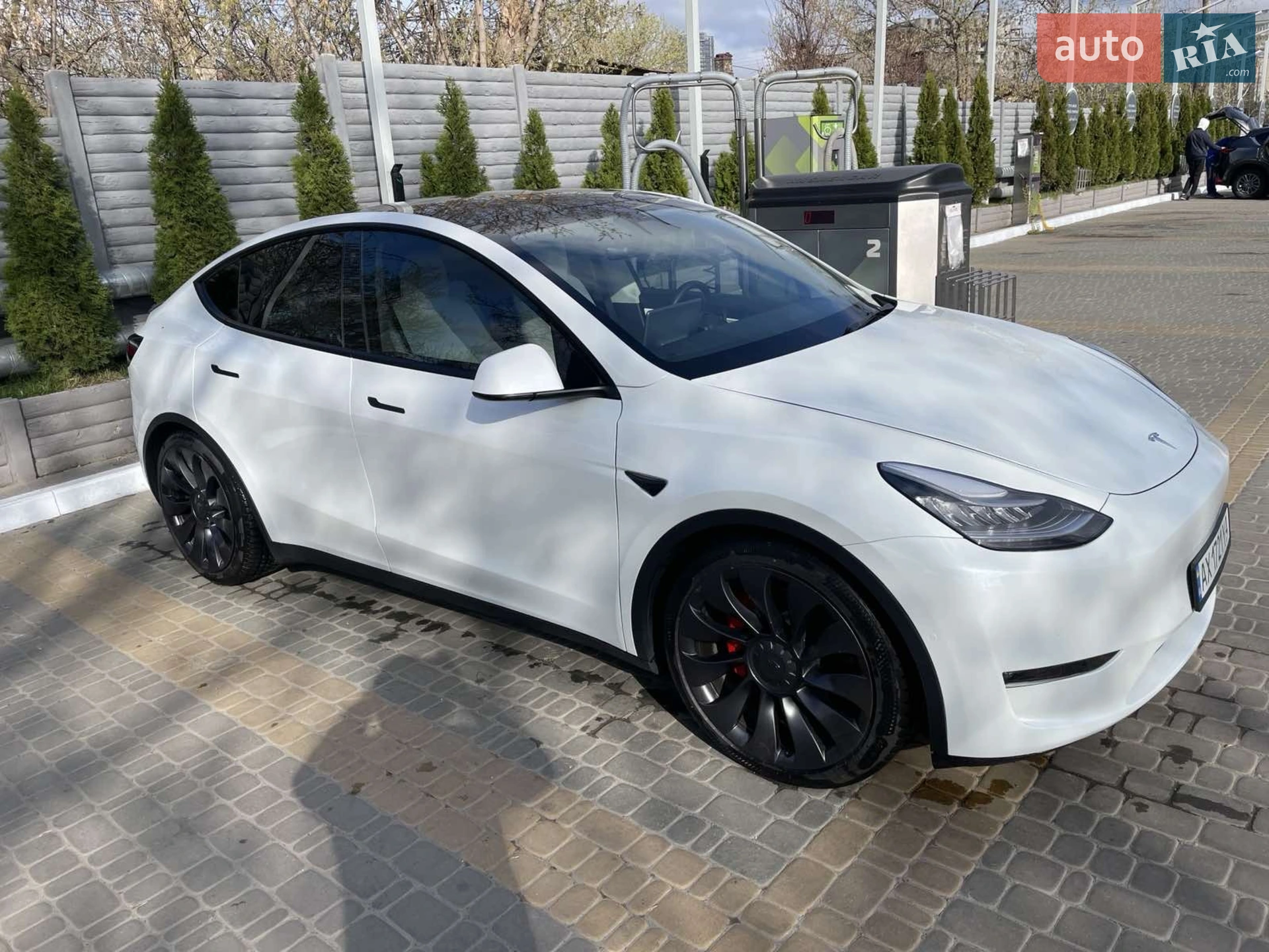 Tesla Model Y, 2020