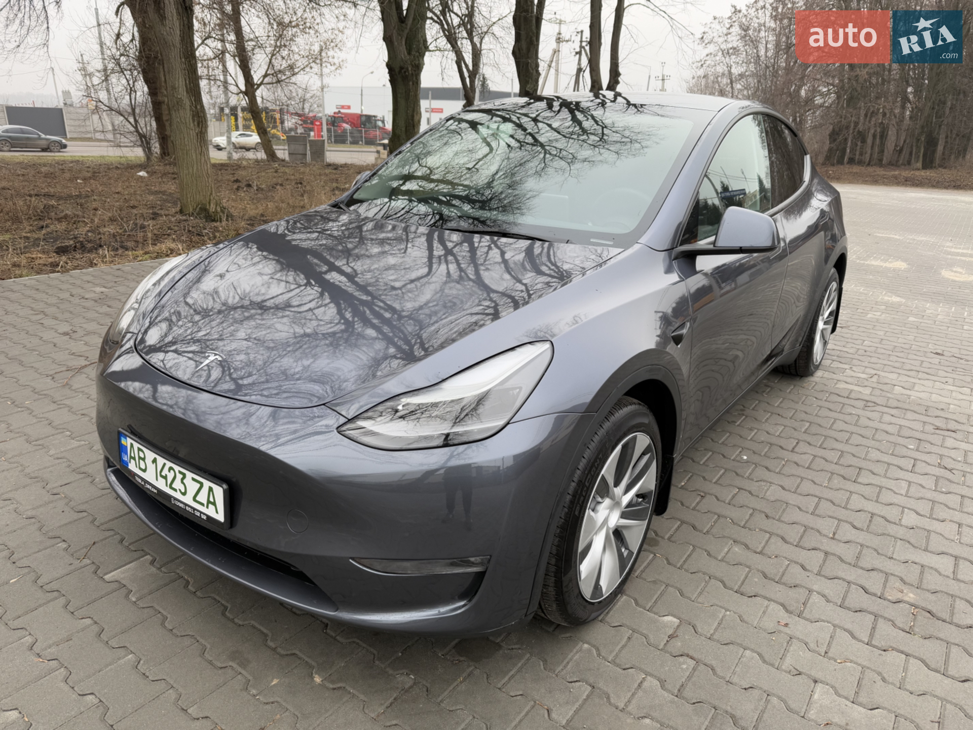 Tesla Model Y, 2023