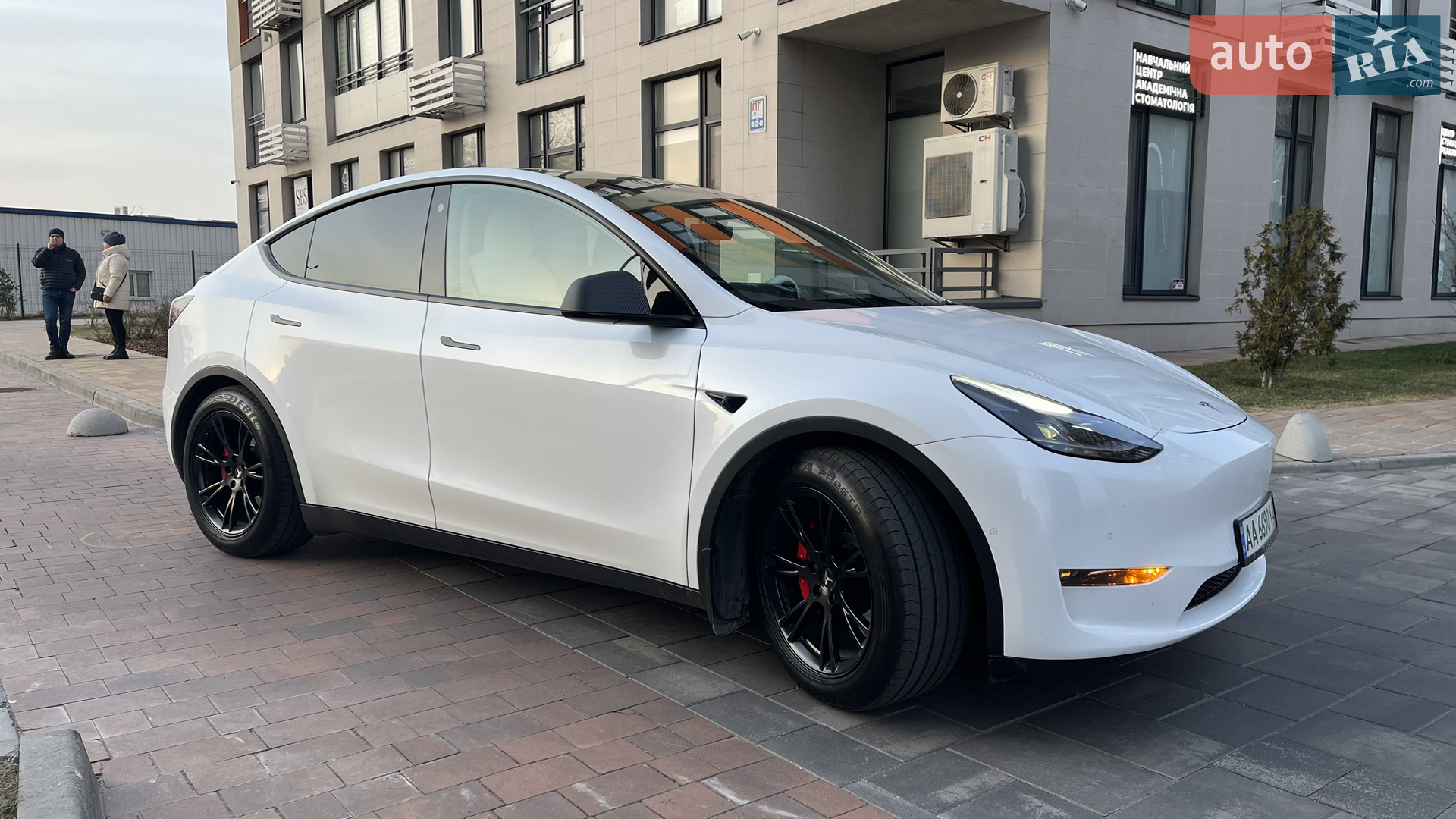 Tesla Model Y, 2021