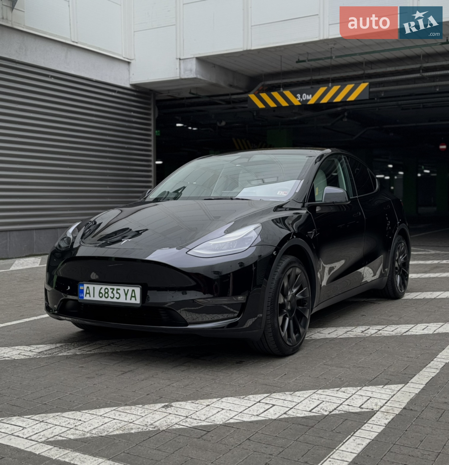 Tesla Model Y, 2023