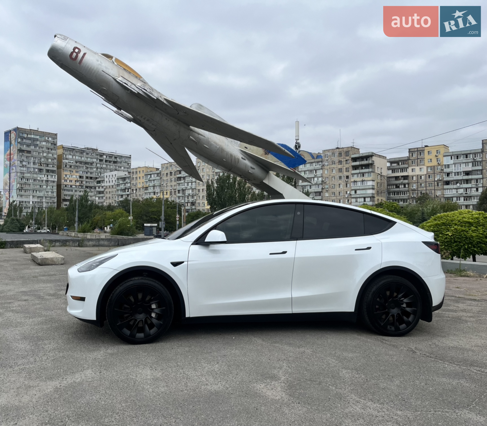 Tesla Model Y, 2023