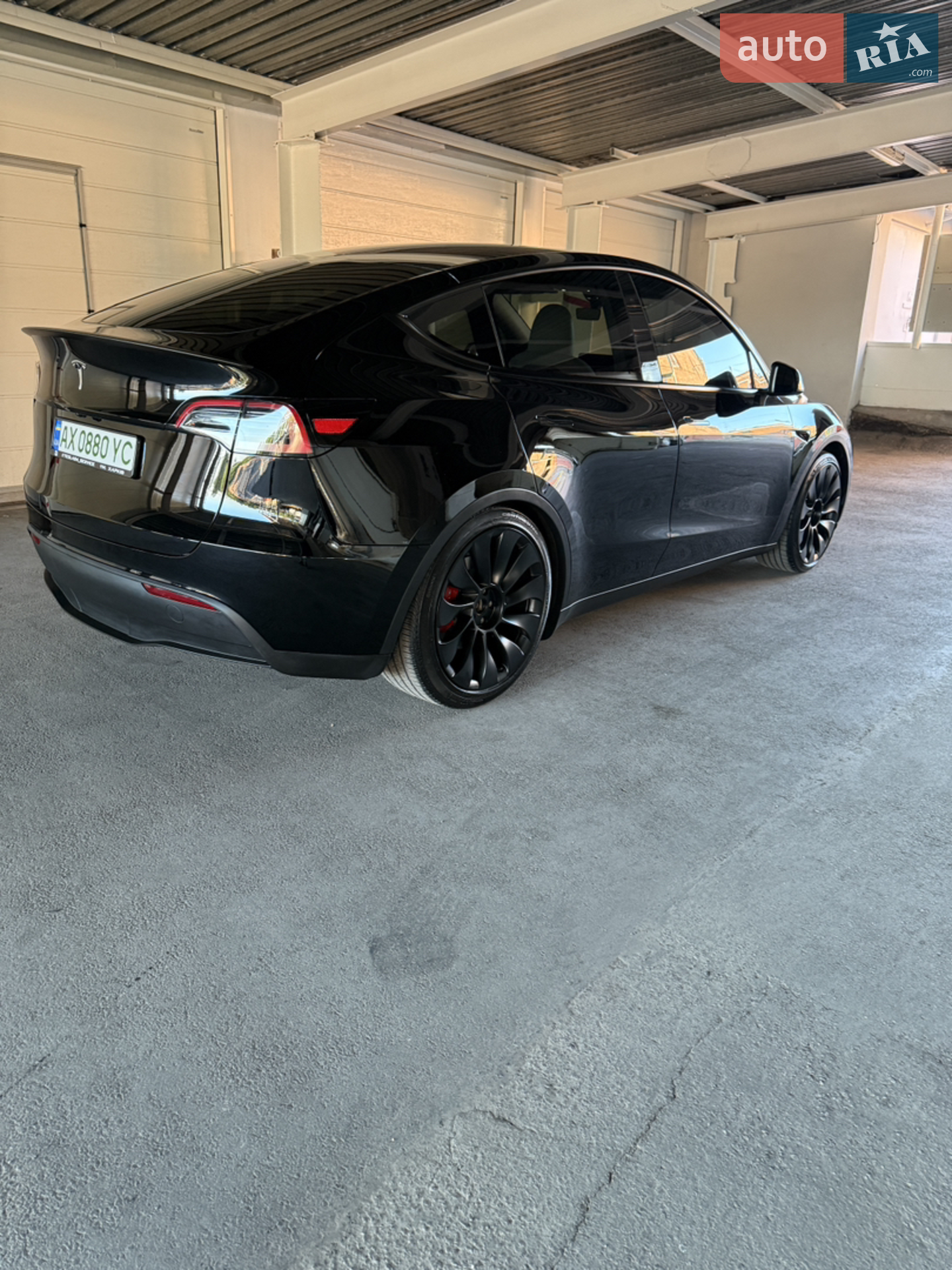 Tesla Model Y, 2023