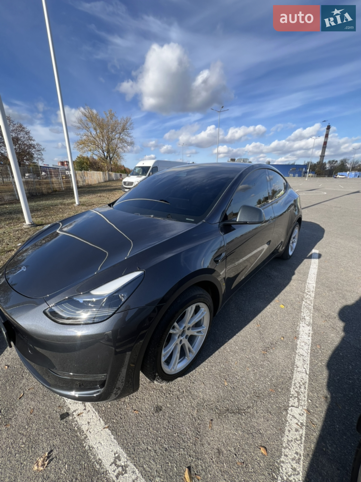 Tesla Model Y, 2024