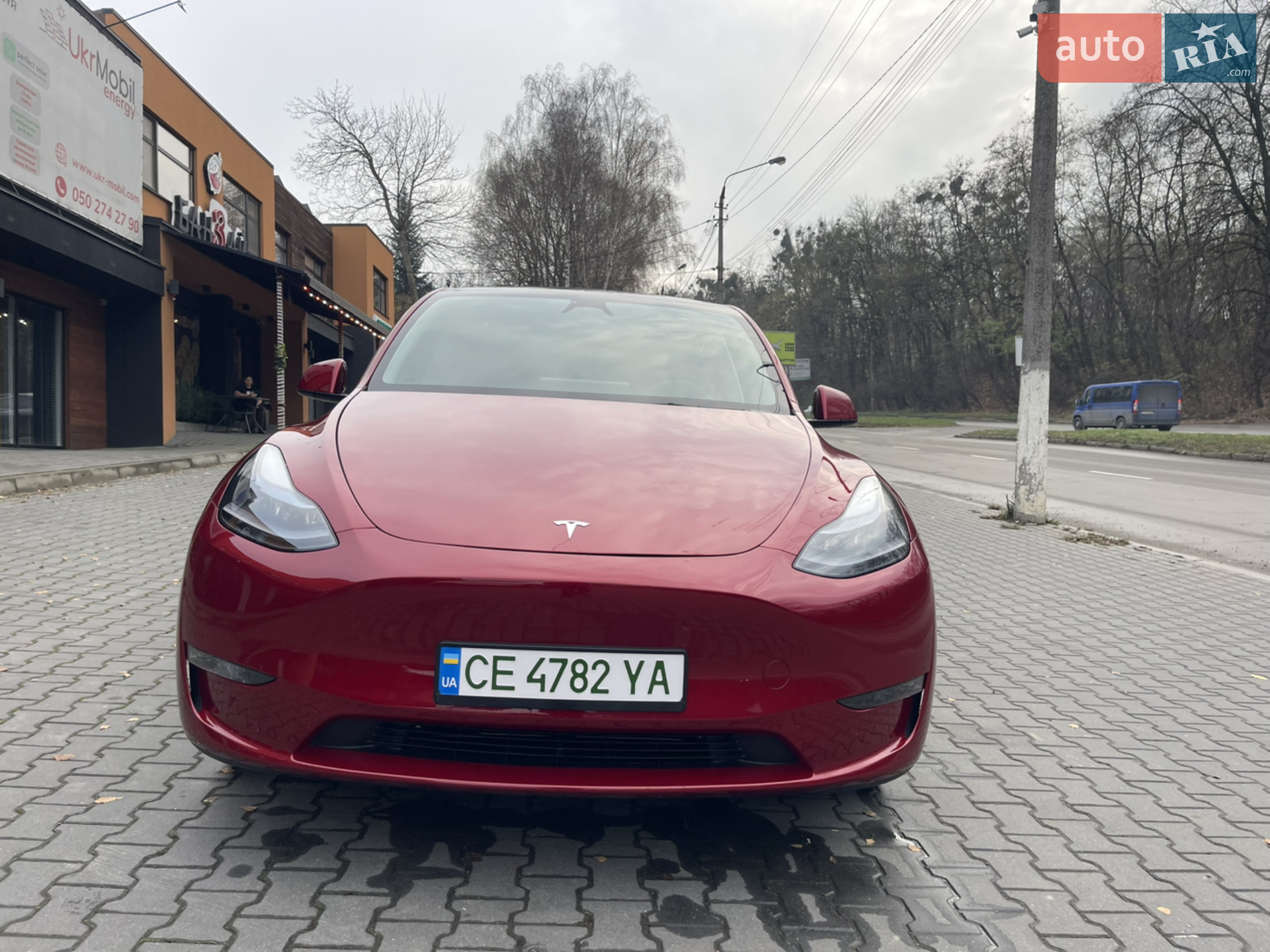 Tesla Model Y, 2025