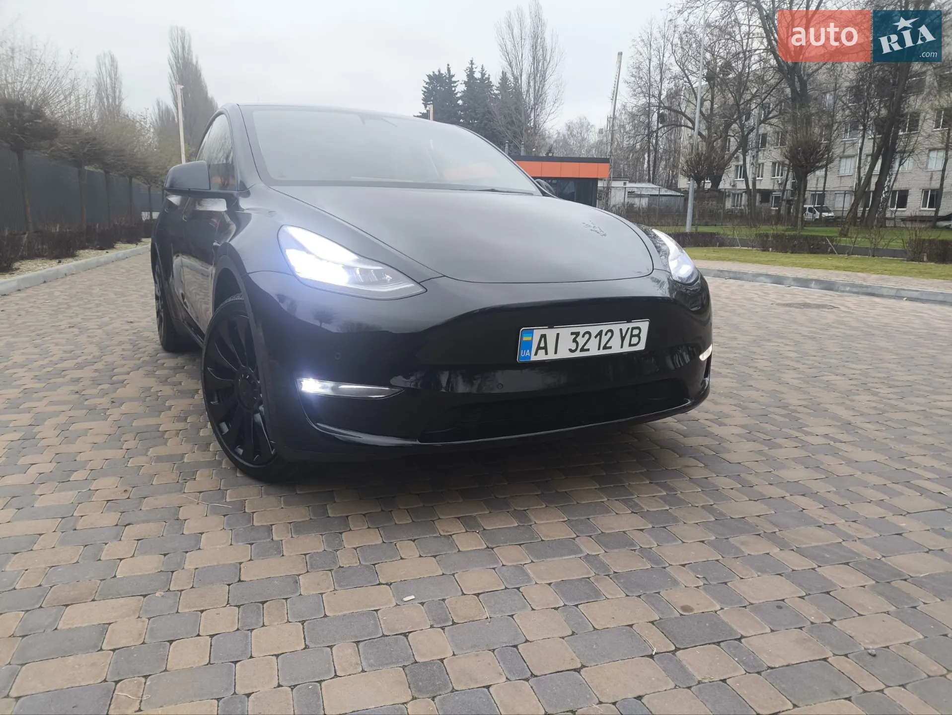 Tesla Model Y, 2021