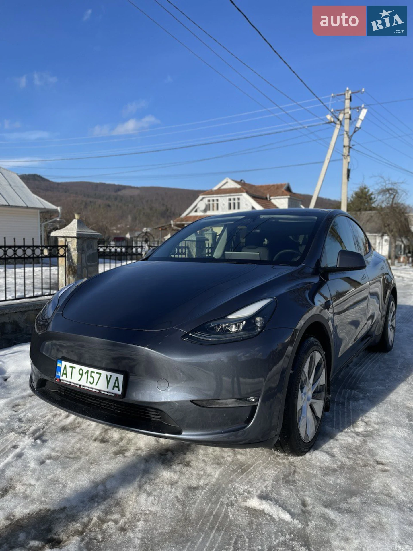 Tesla Model Y, 2023