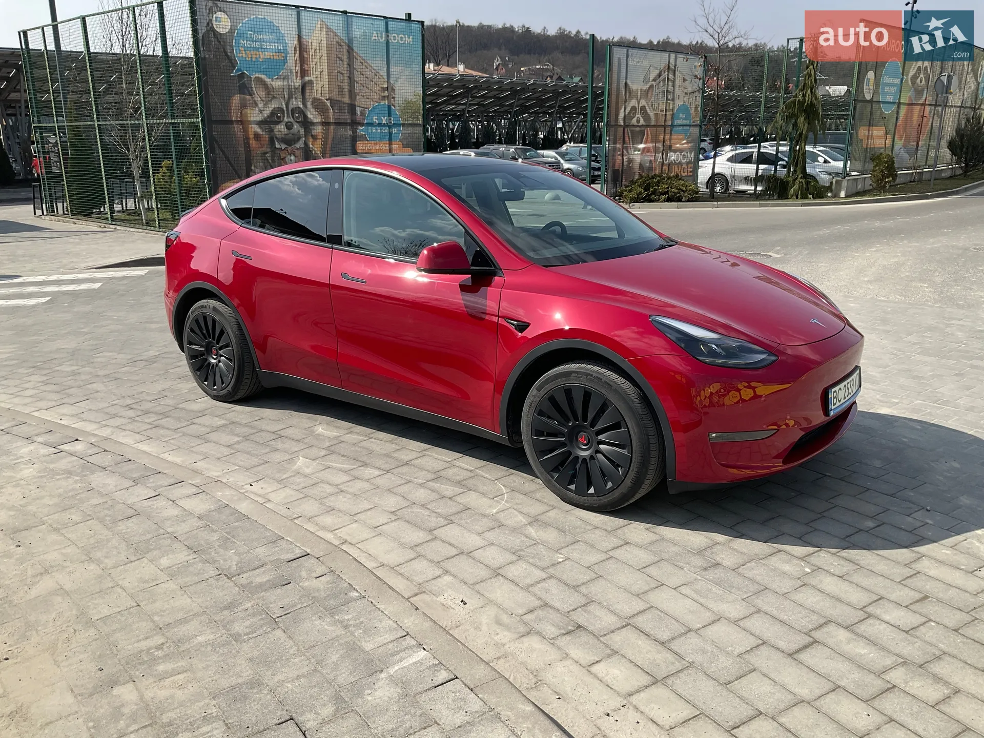 Tesla Model Y, 2023
