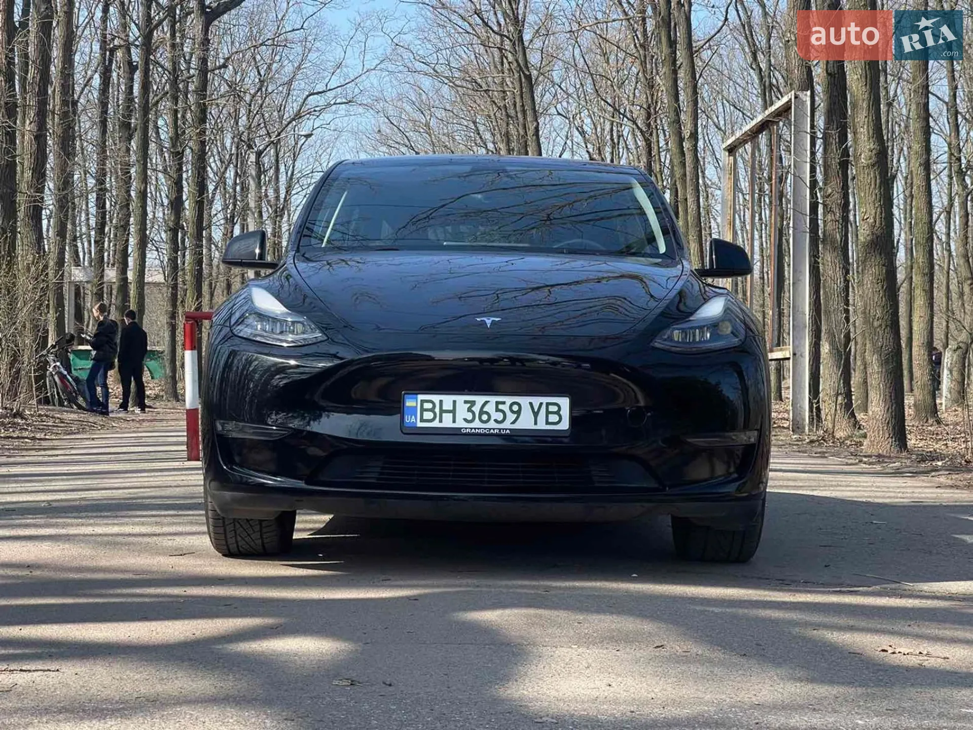Tesla Model Y, 2023