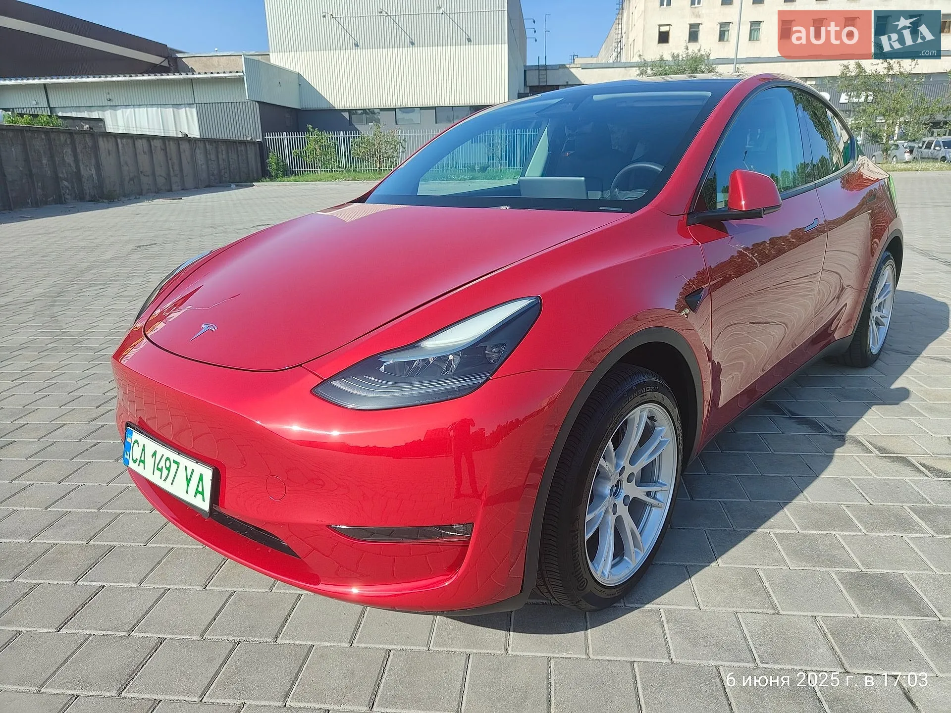 Tesla Model Y, 2023