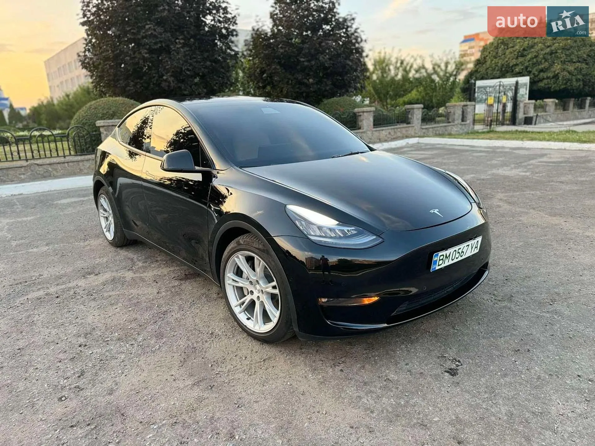 Tesla Model Y, 2021