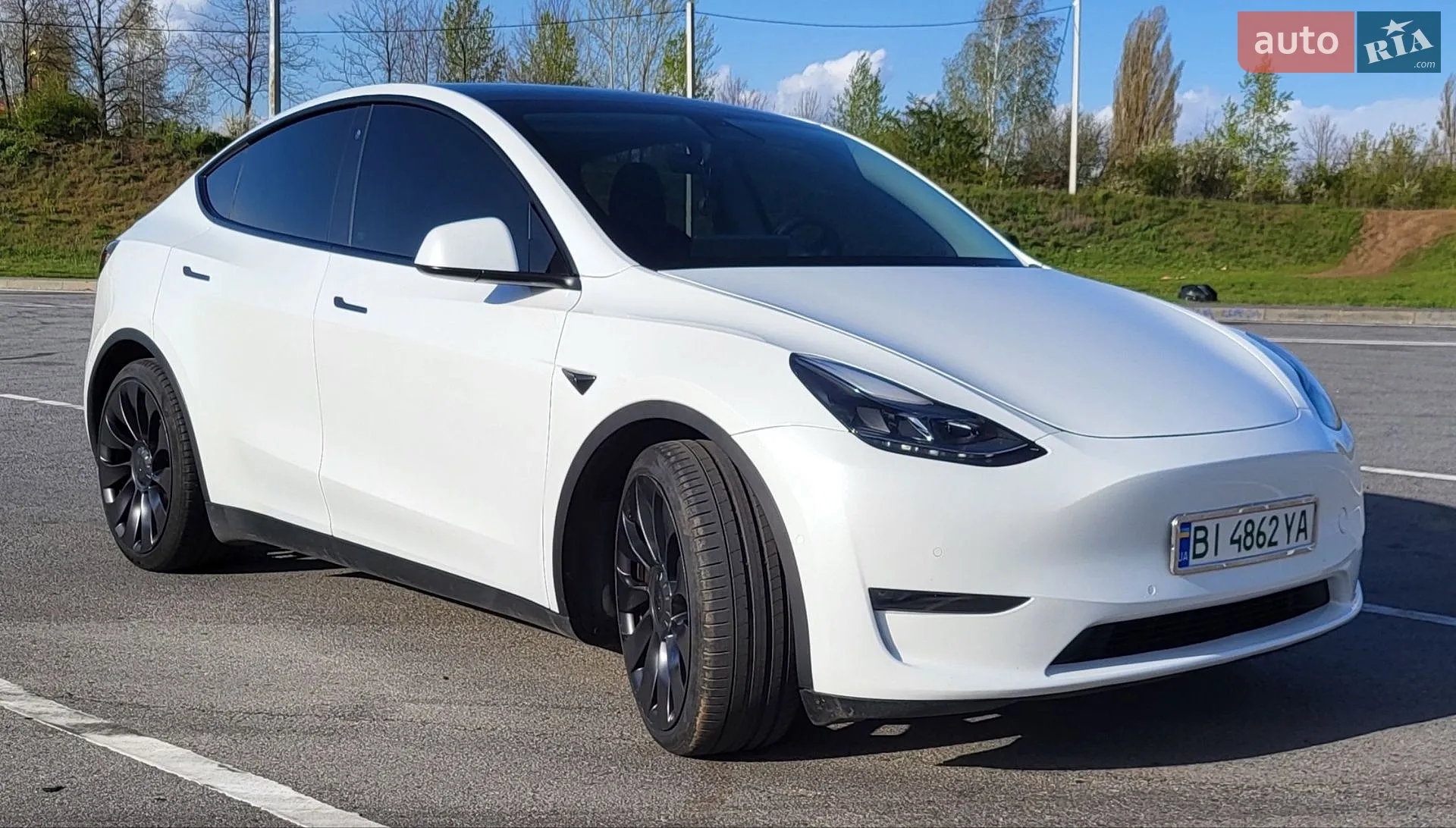Tesla Model Y, 2021