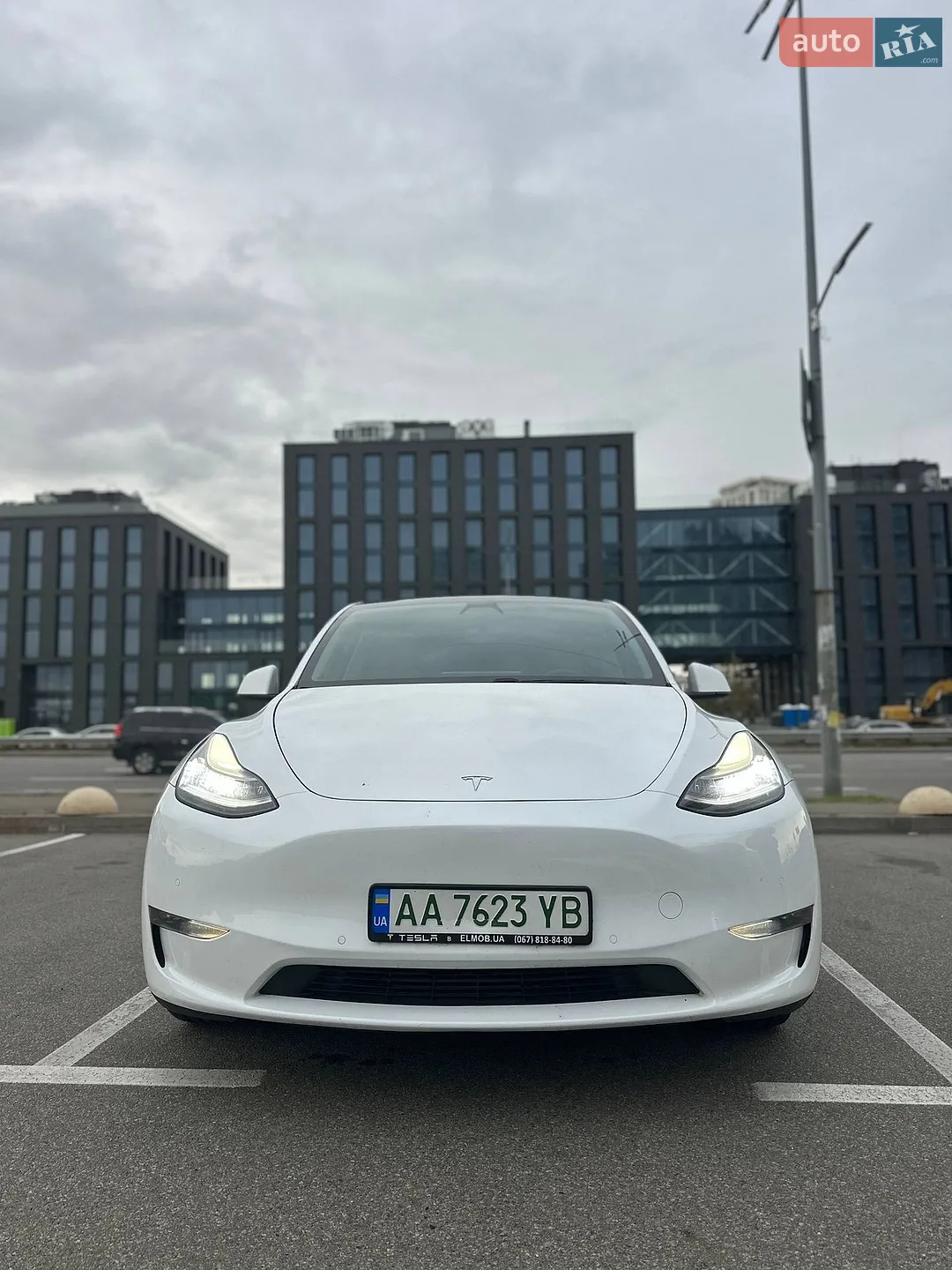 Tesla Model Y, 2021