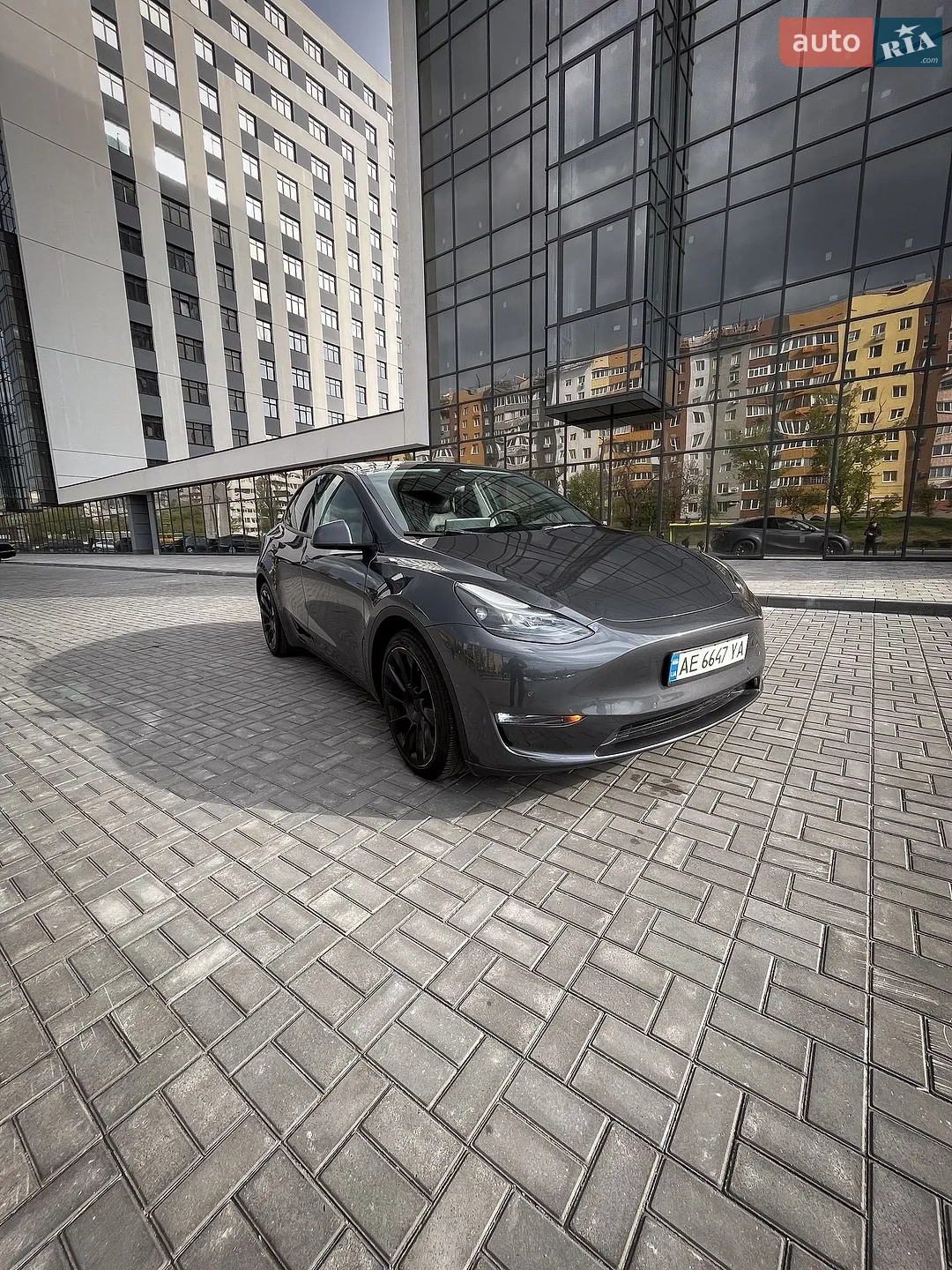 Tesla Model Y, 2021