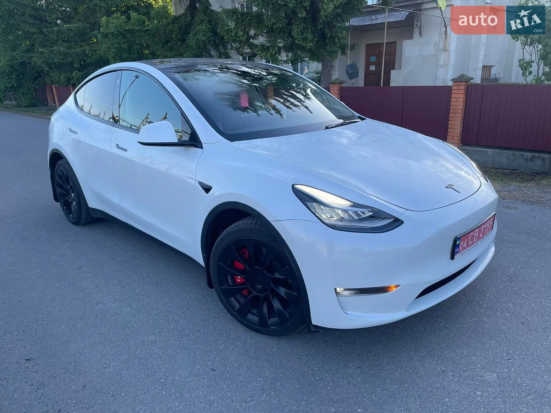 Tesla Model Y 2022 — 1