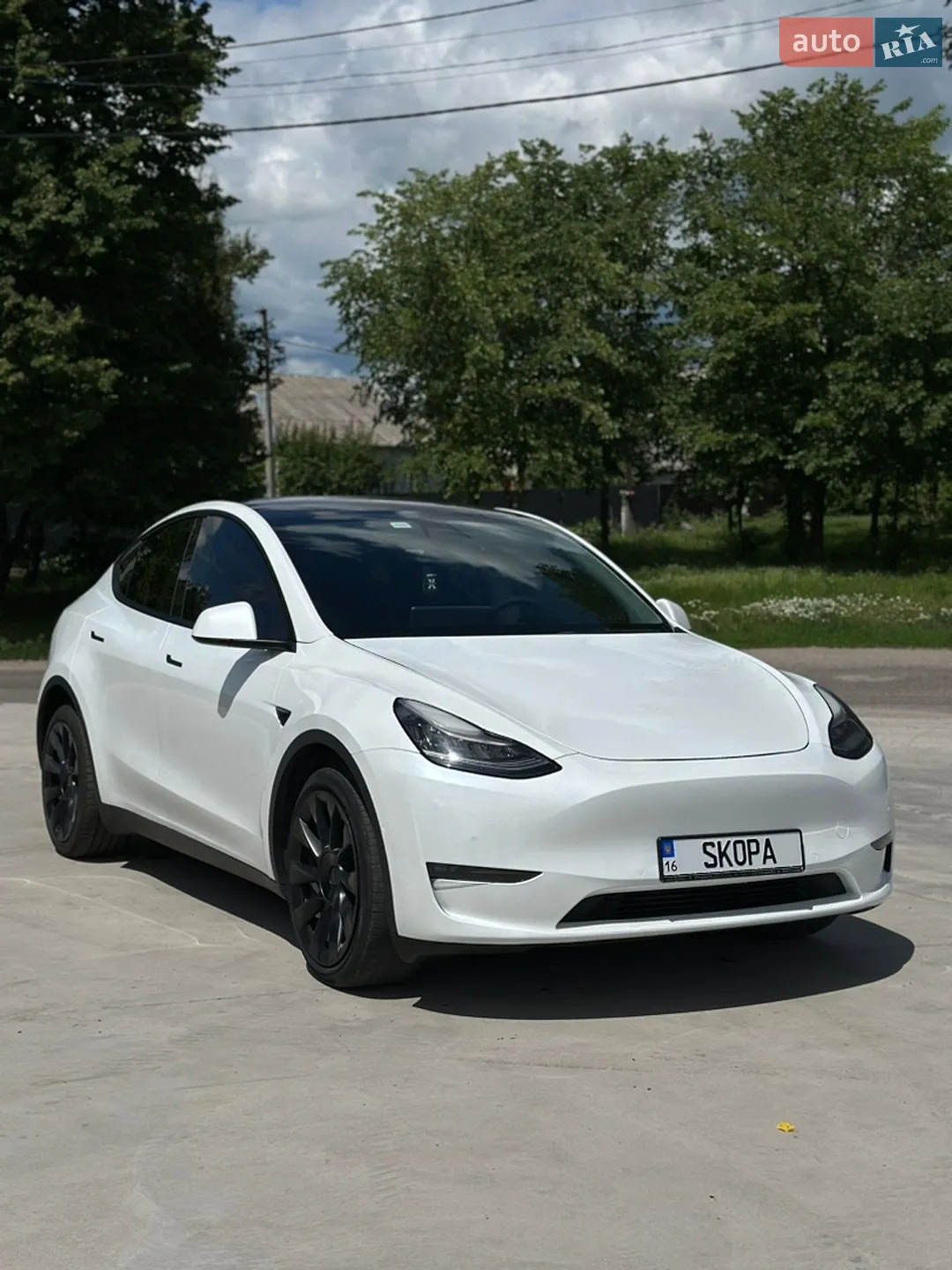 Tesla Model Y 2020 — 1