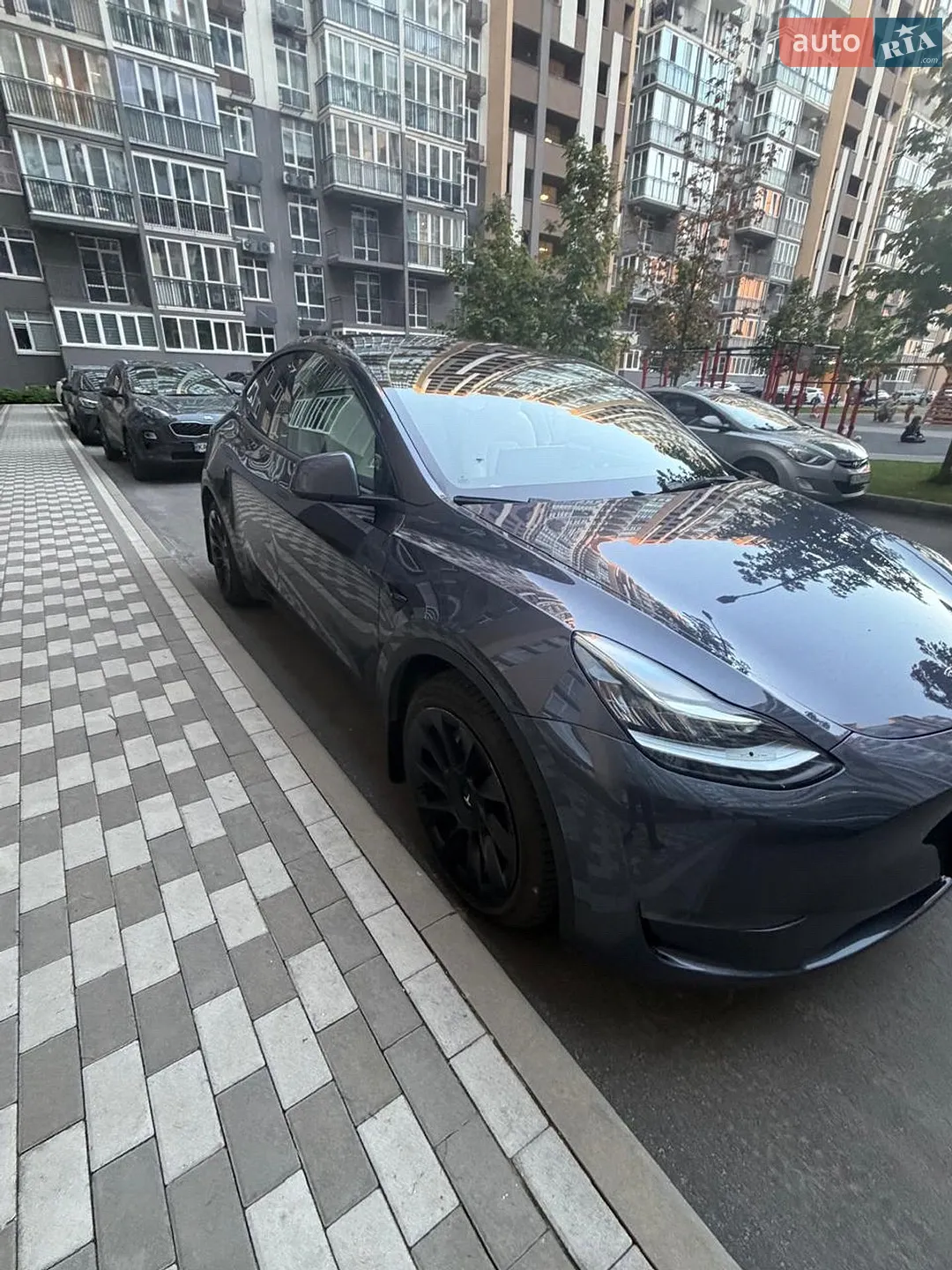 Tesla Model Y, 2022