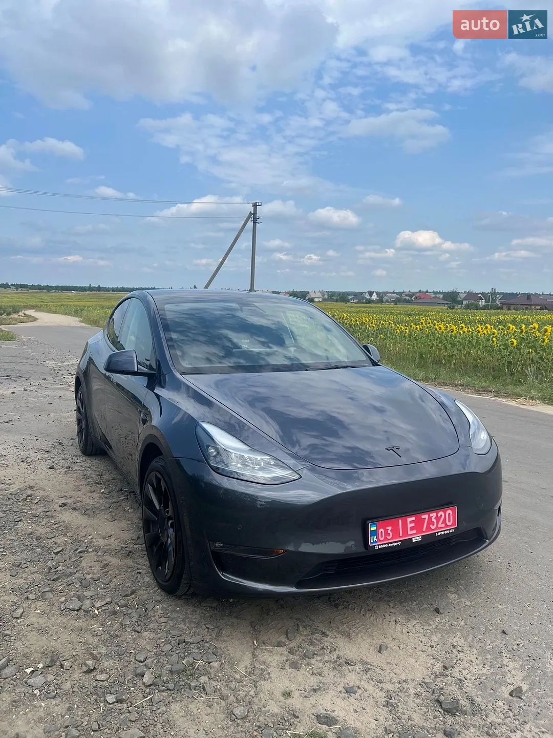Tesla Model Y, 2021