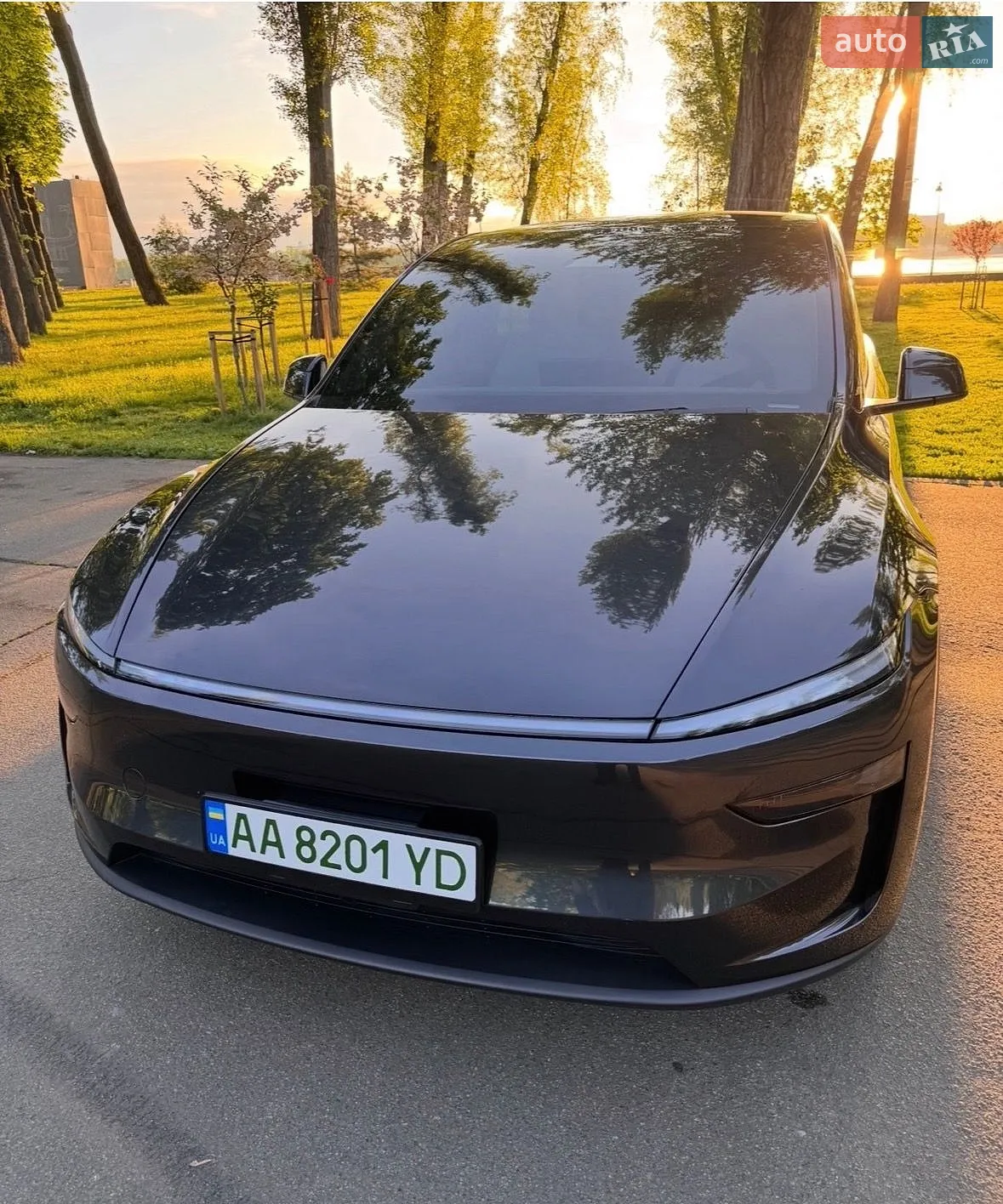 Tesla Model Y, 2025