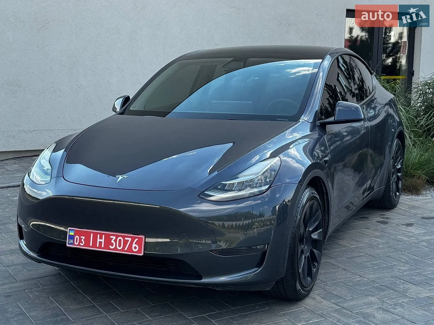 Tesla Model Y, 2022