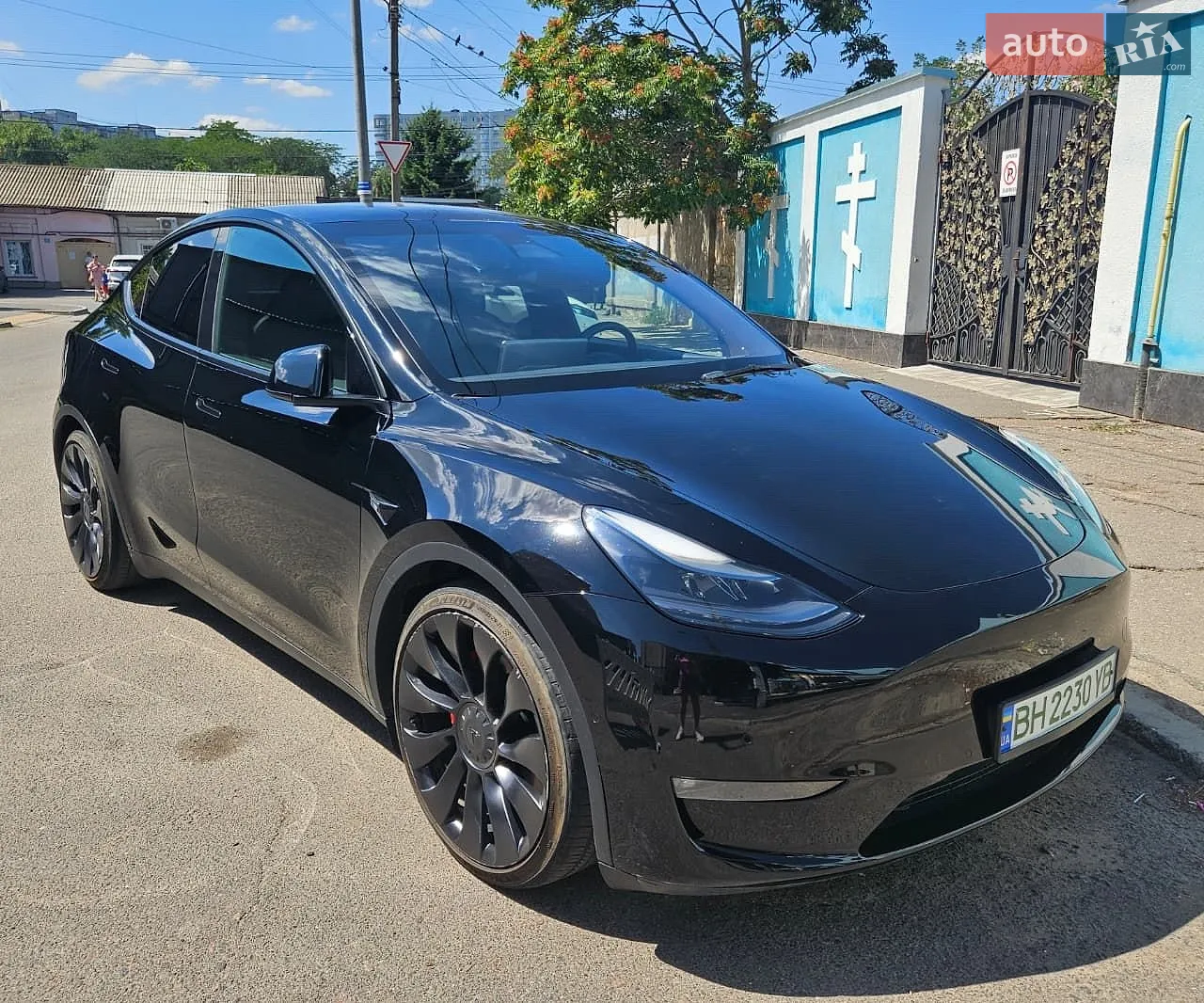 Tesla Model Y, 2022