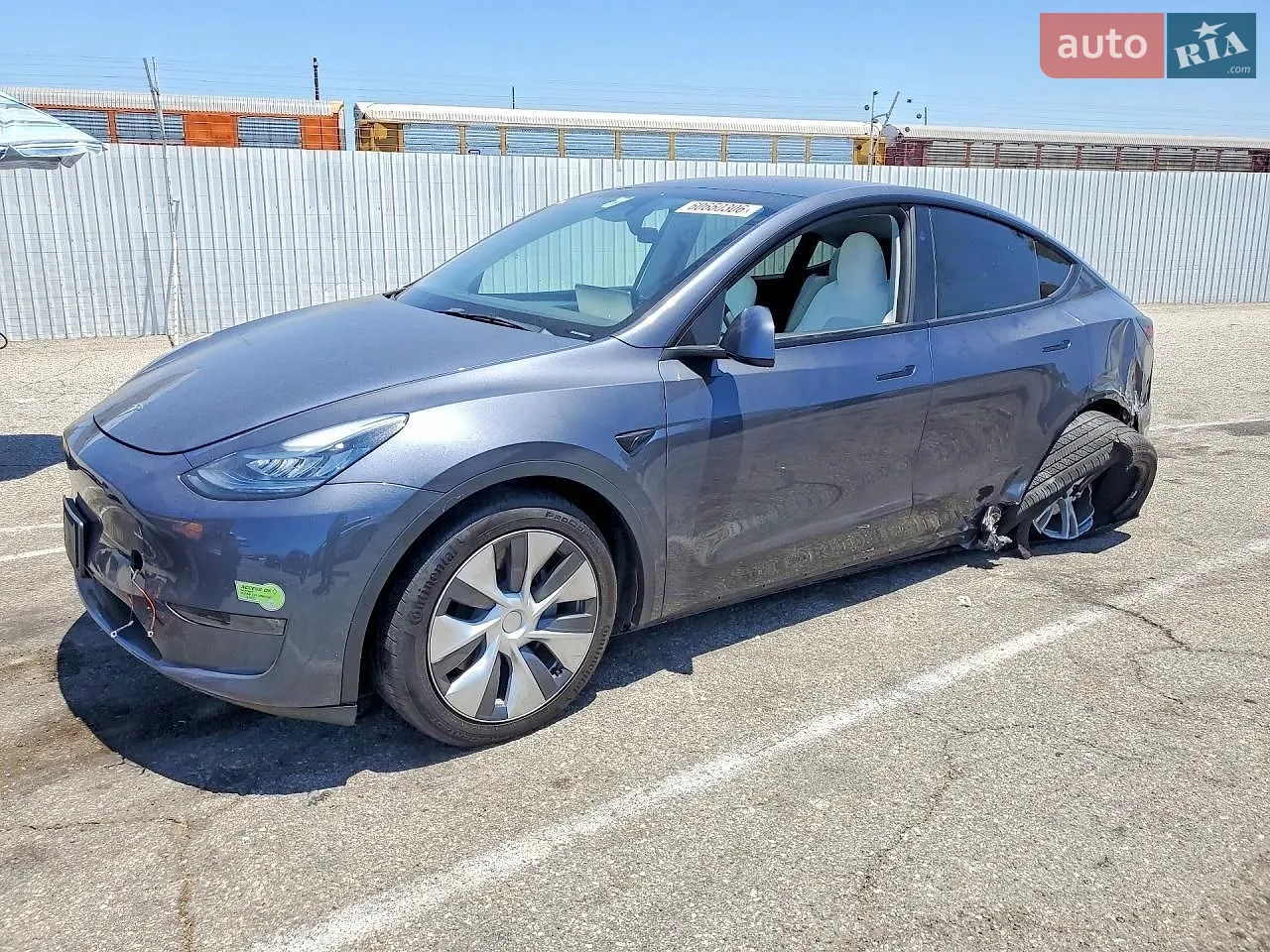 Tesla Model Y, 2023