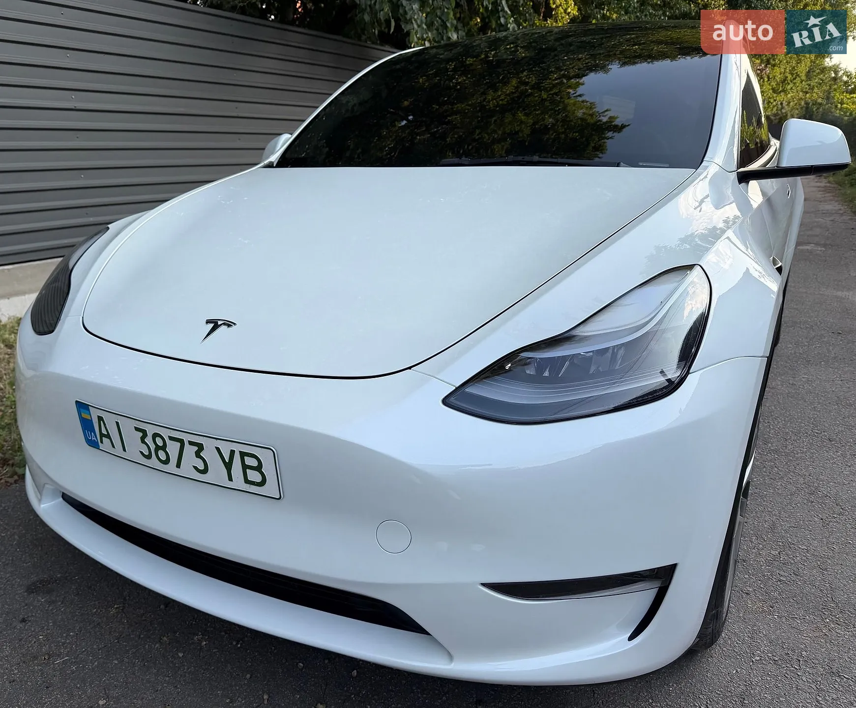 Tesla Model Y, 2023