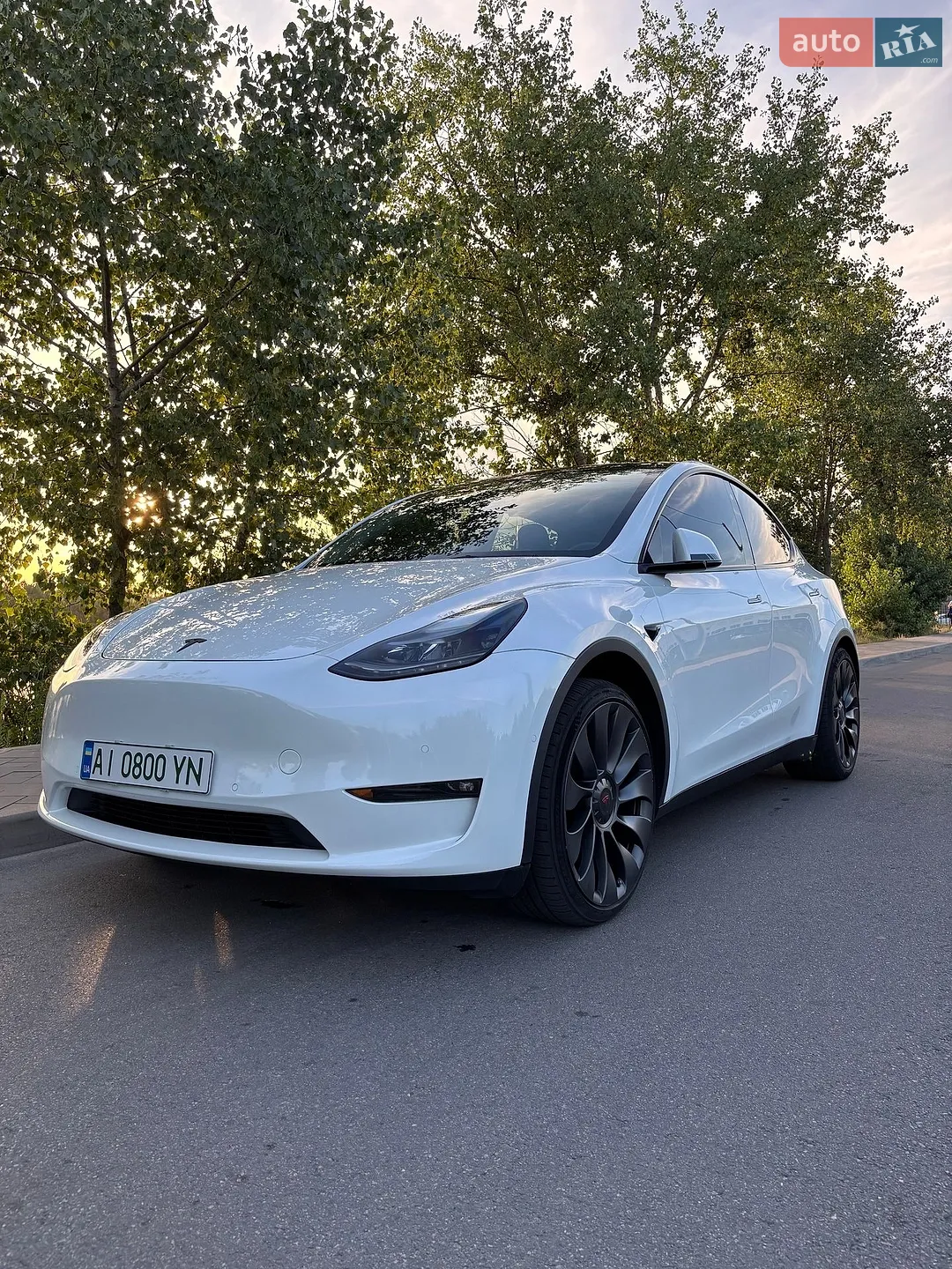 Tesla Model Y, 2022