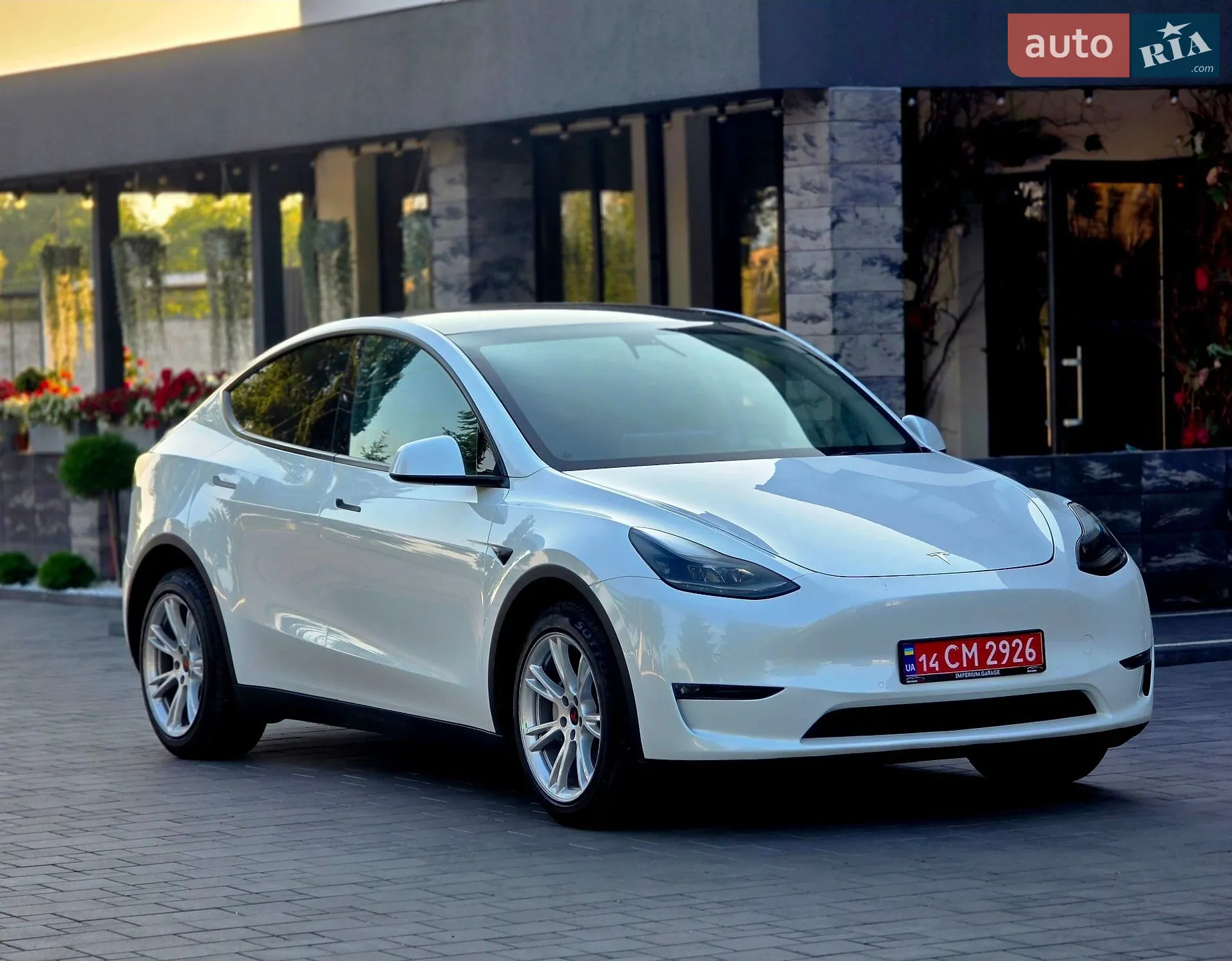 Tesla Model Y, 2021
