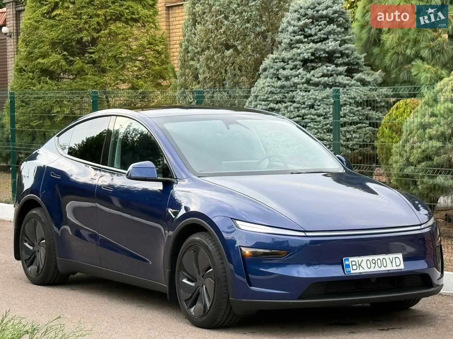 Tesla Model Y, 2025