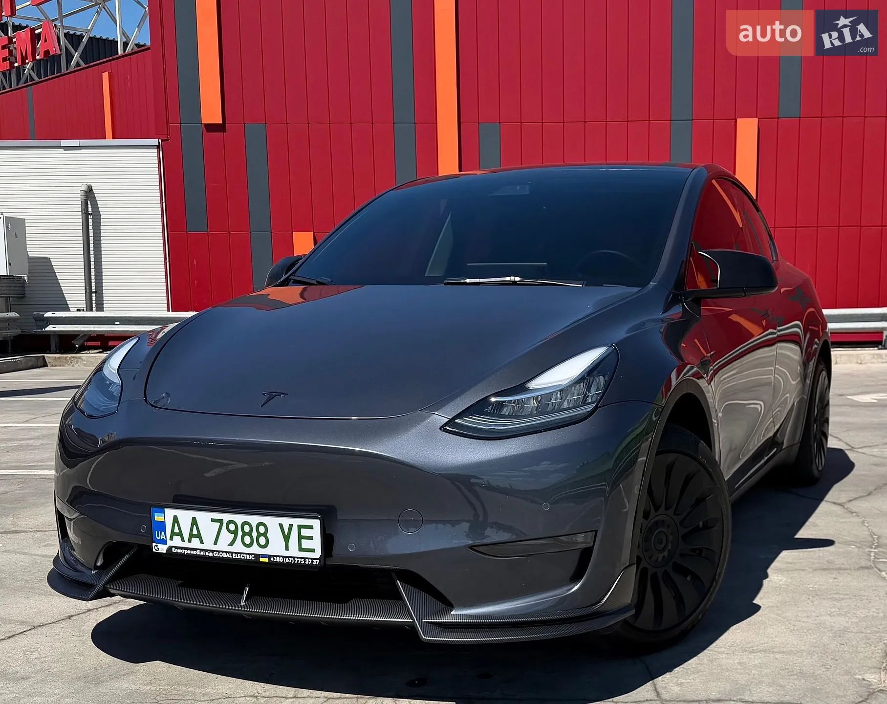 Tesla Model Y, 2021