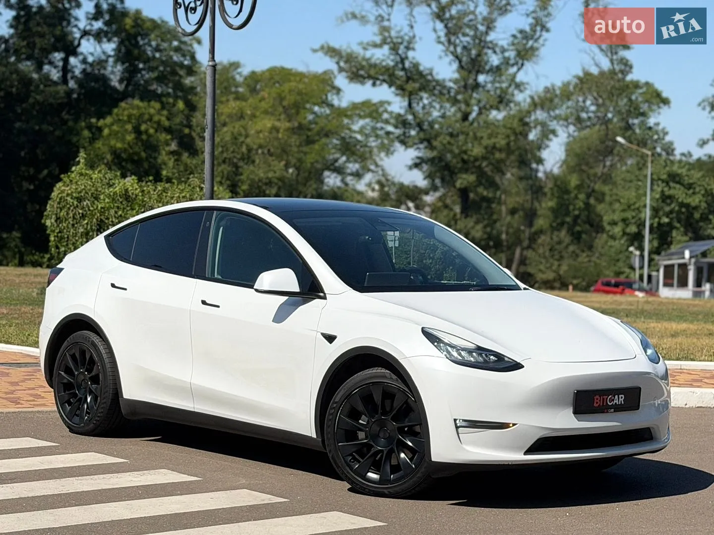 Tesla Model Y, 2023