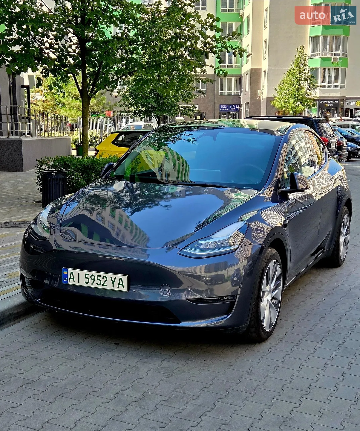 Tesla Model Y, 2023