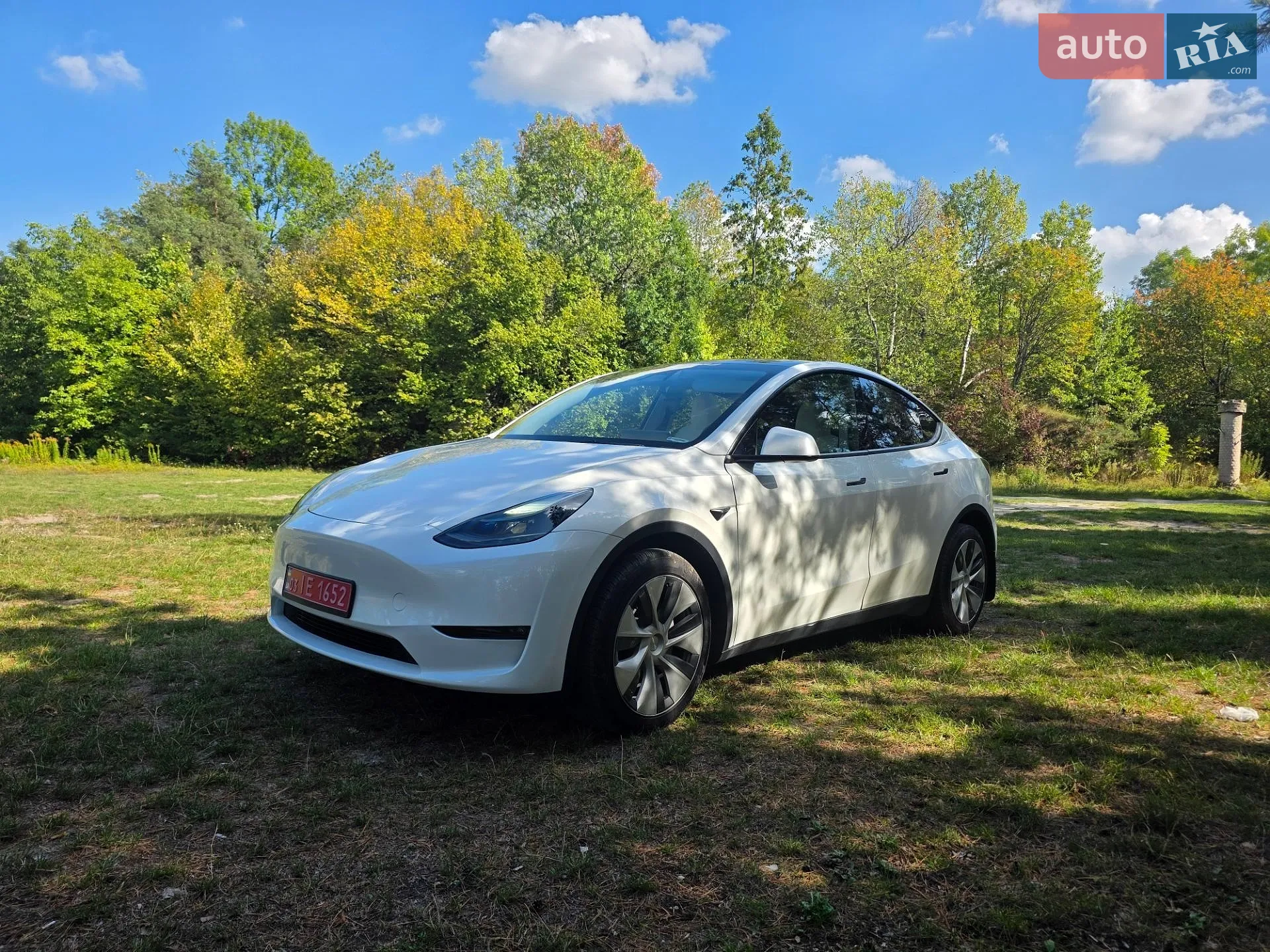 Tesla Model Y, 2023