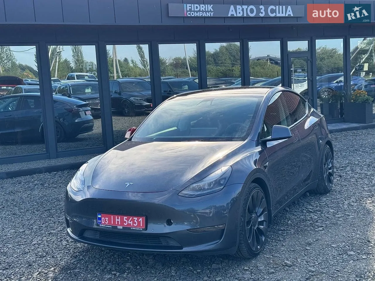 Tesla Model Y, 2021