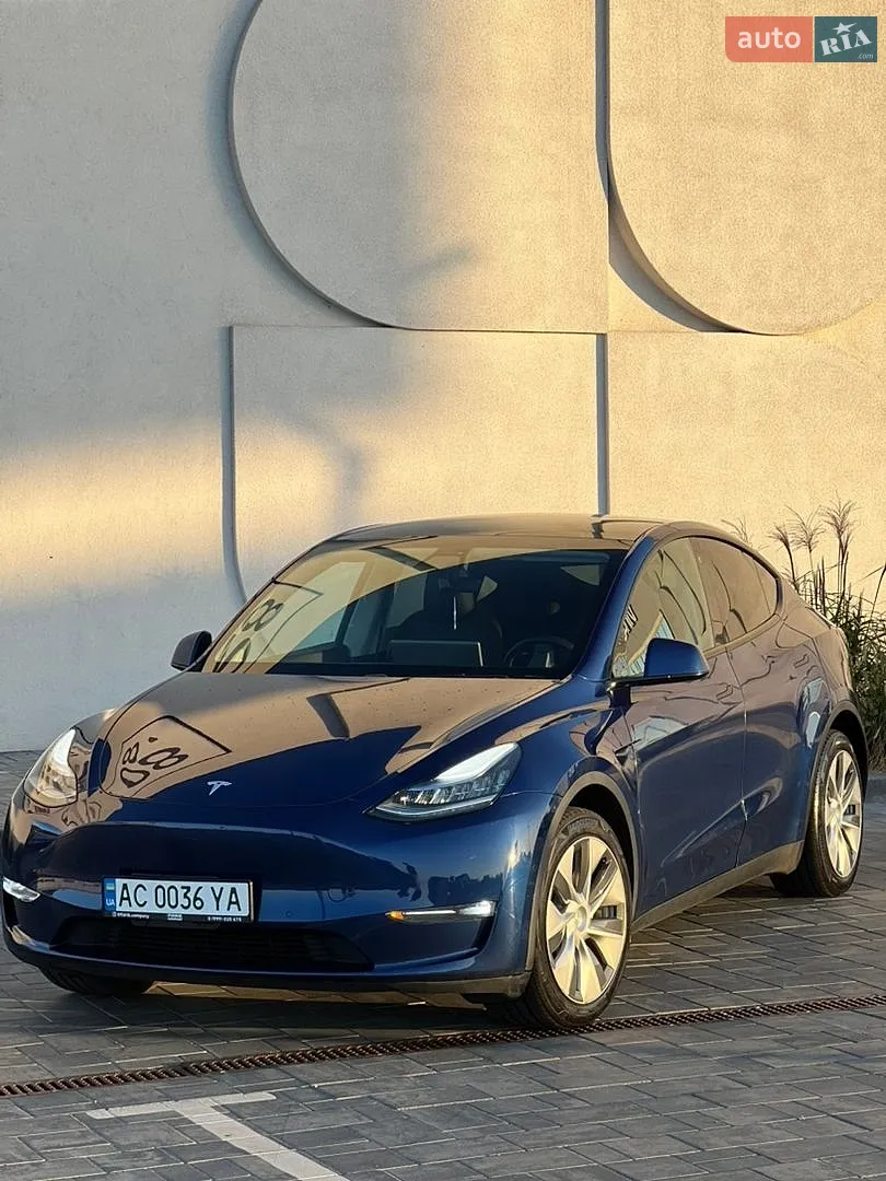 Tesla Model Y, 2020