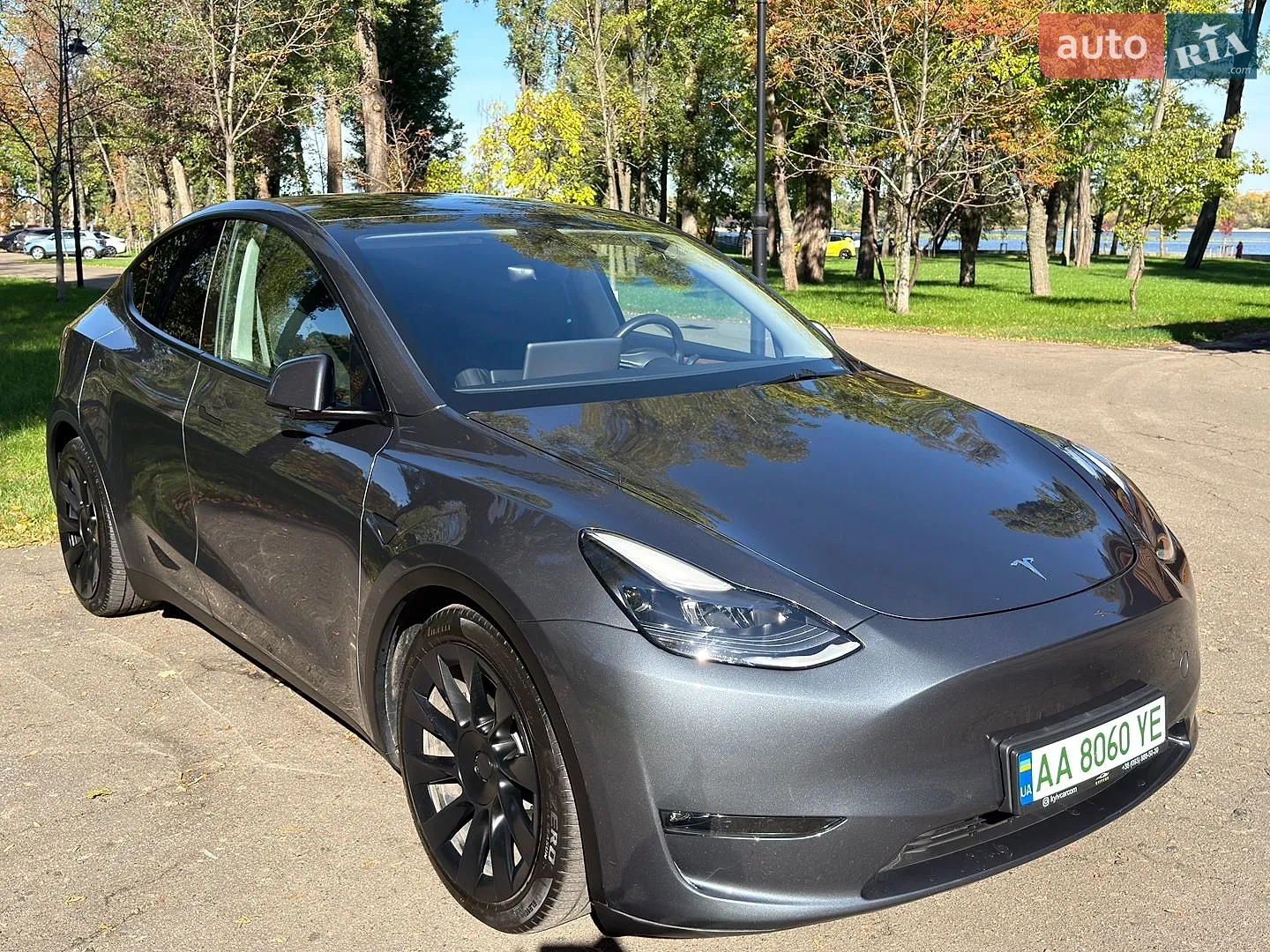 Tesla Model Y, 2023