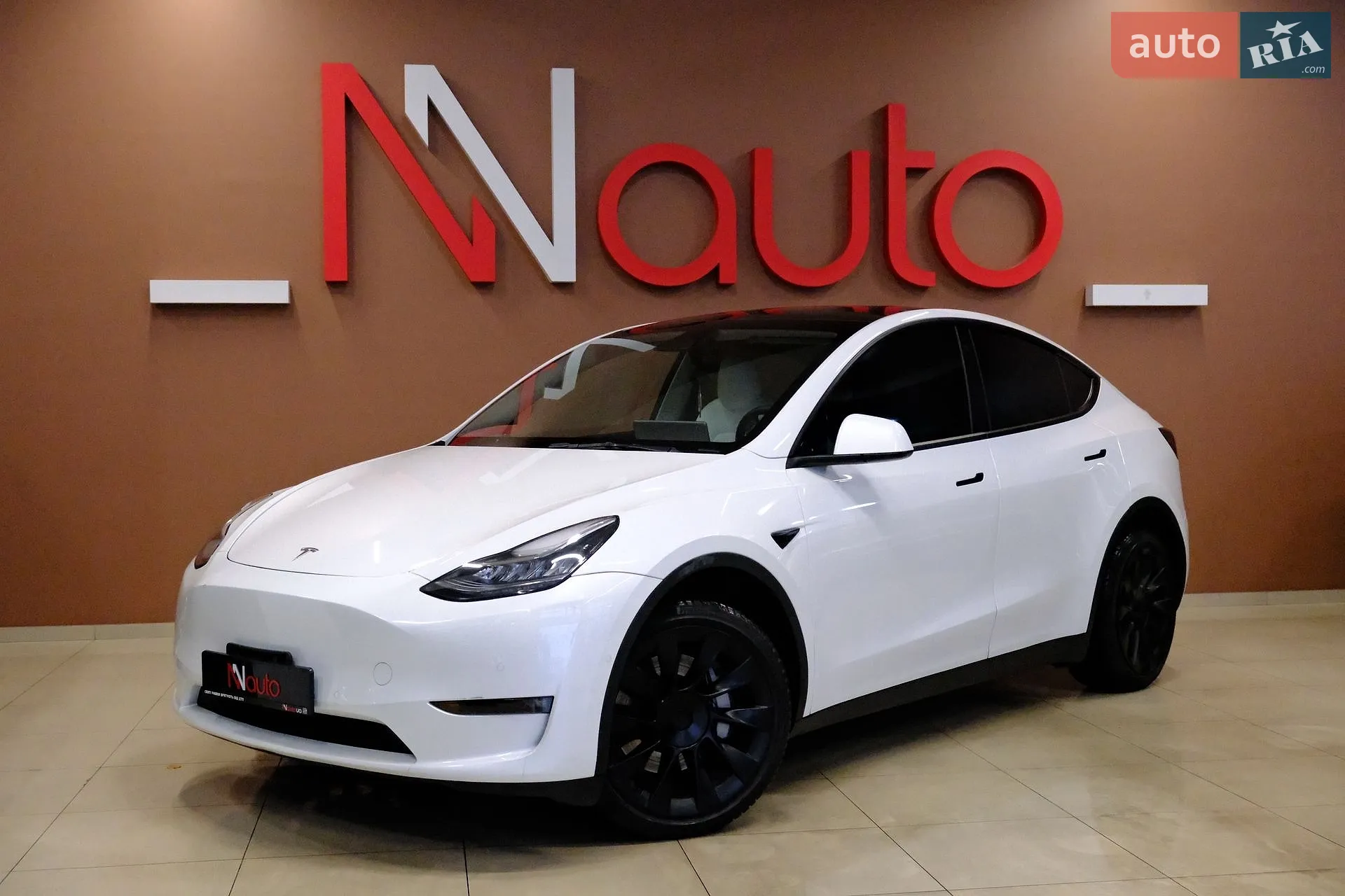 Tesla Model Y, 2022