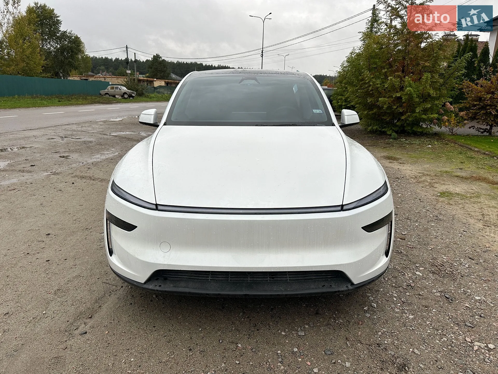 Tesla Model Y, 2025