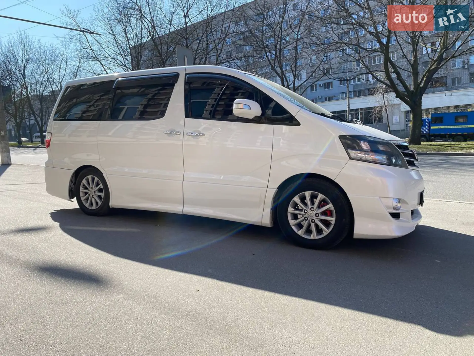 Toyota Alphard, 2008