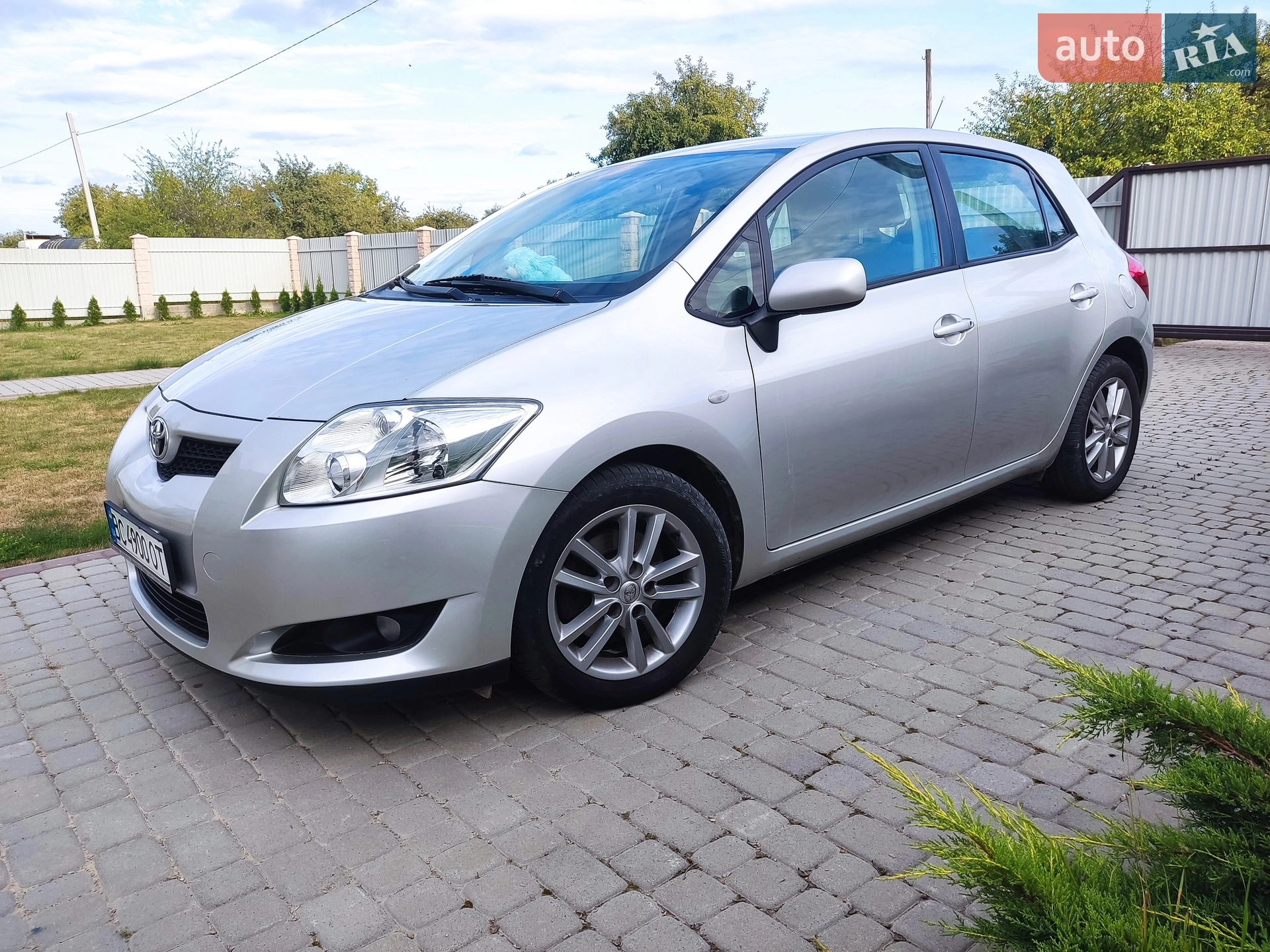 Toyota Auris, 2009