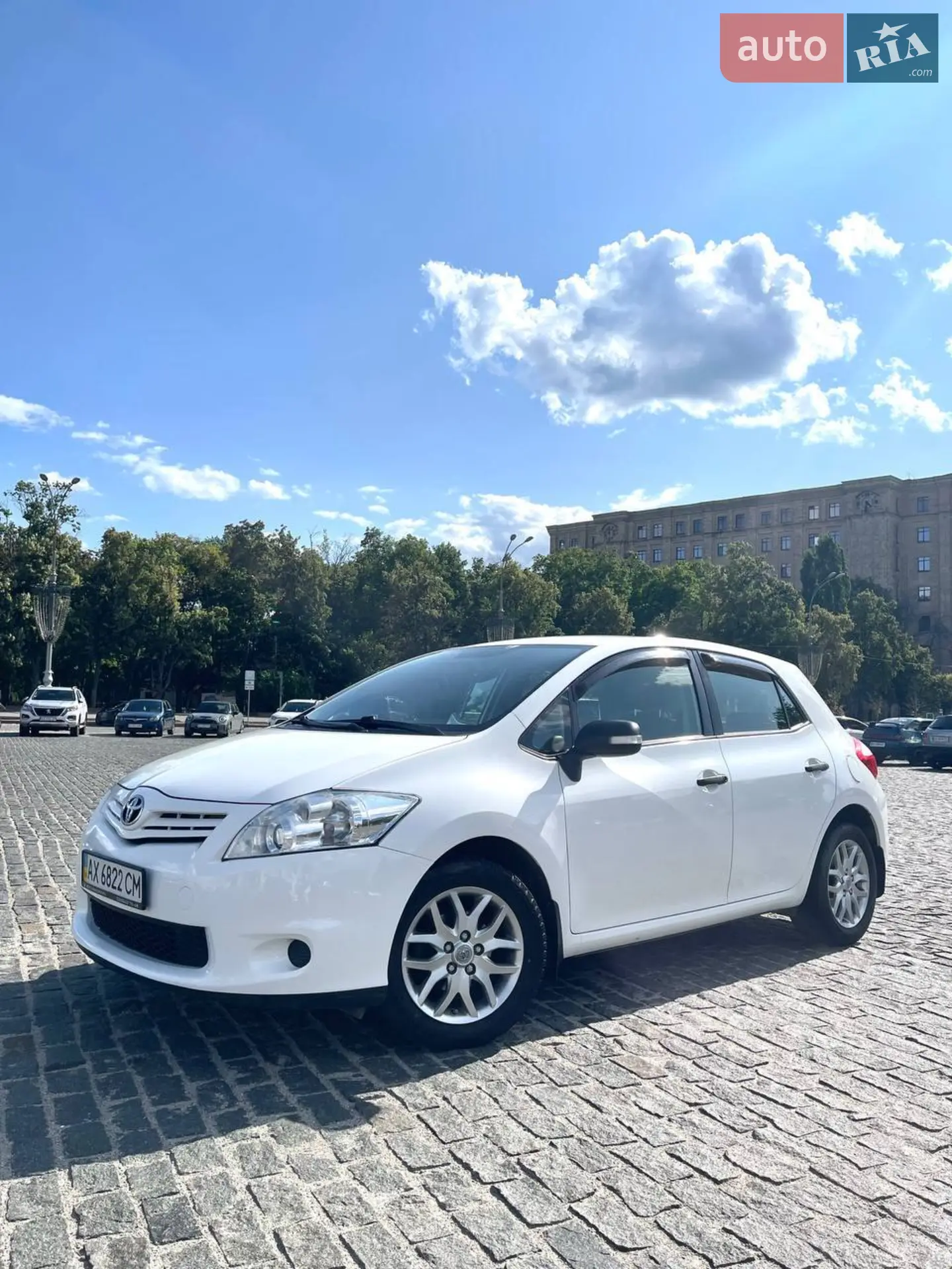 Toyota Auris, 2011