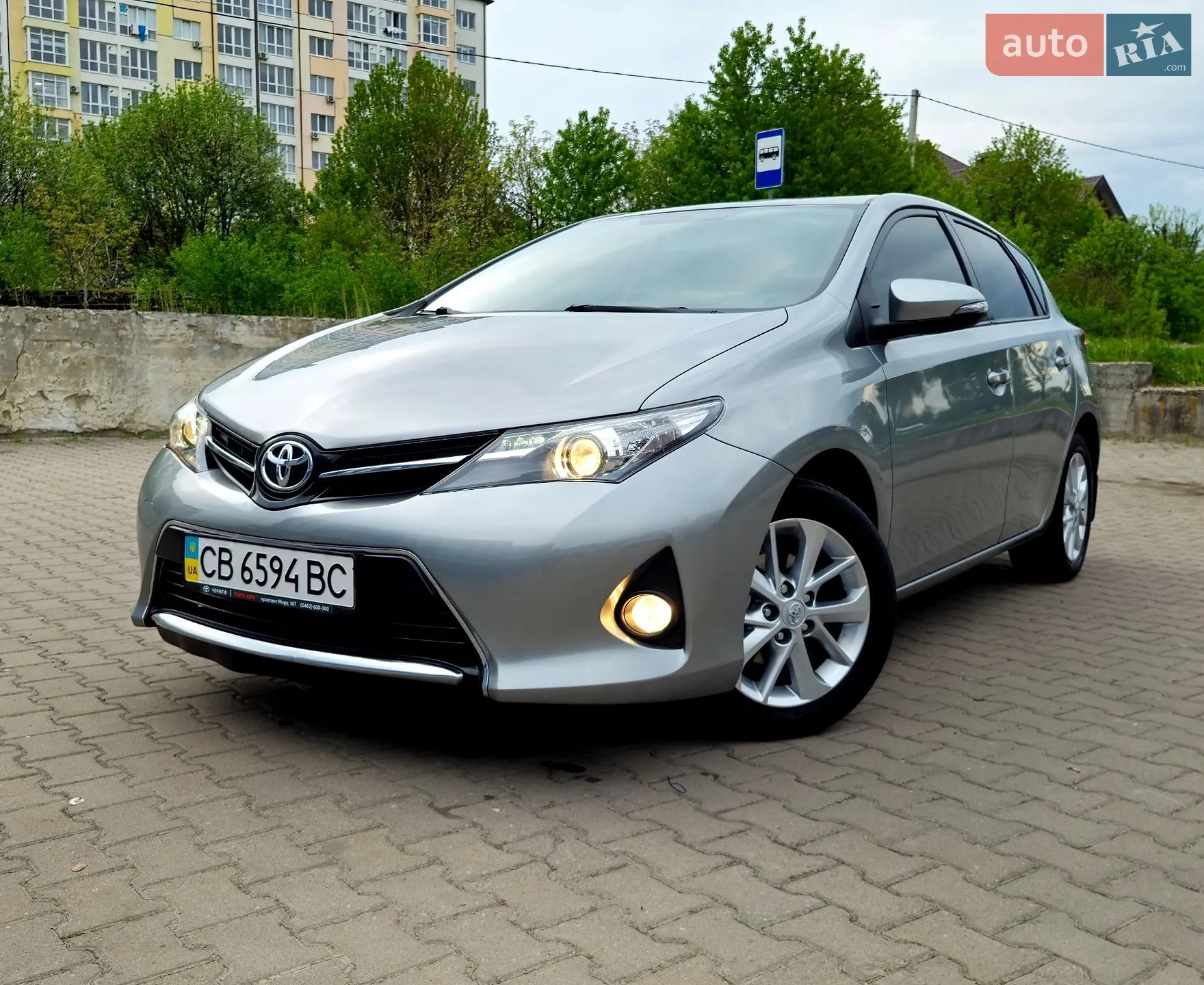 Toyota Auris 2013 — 1