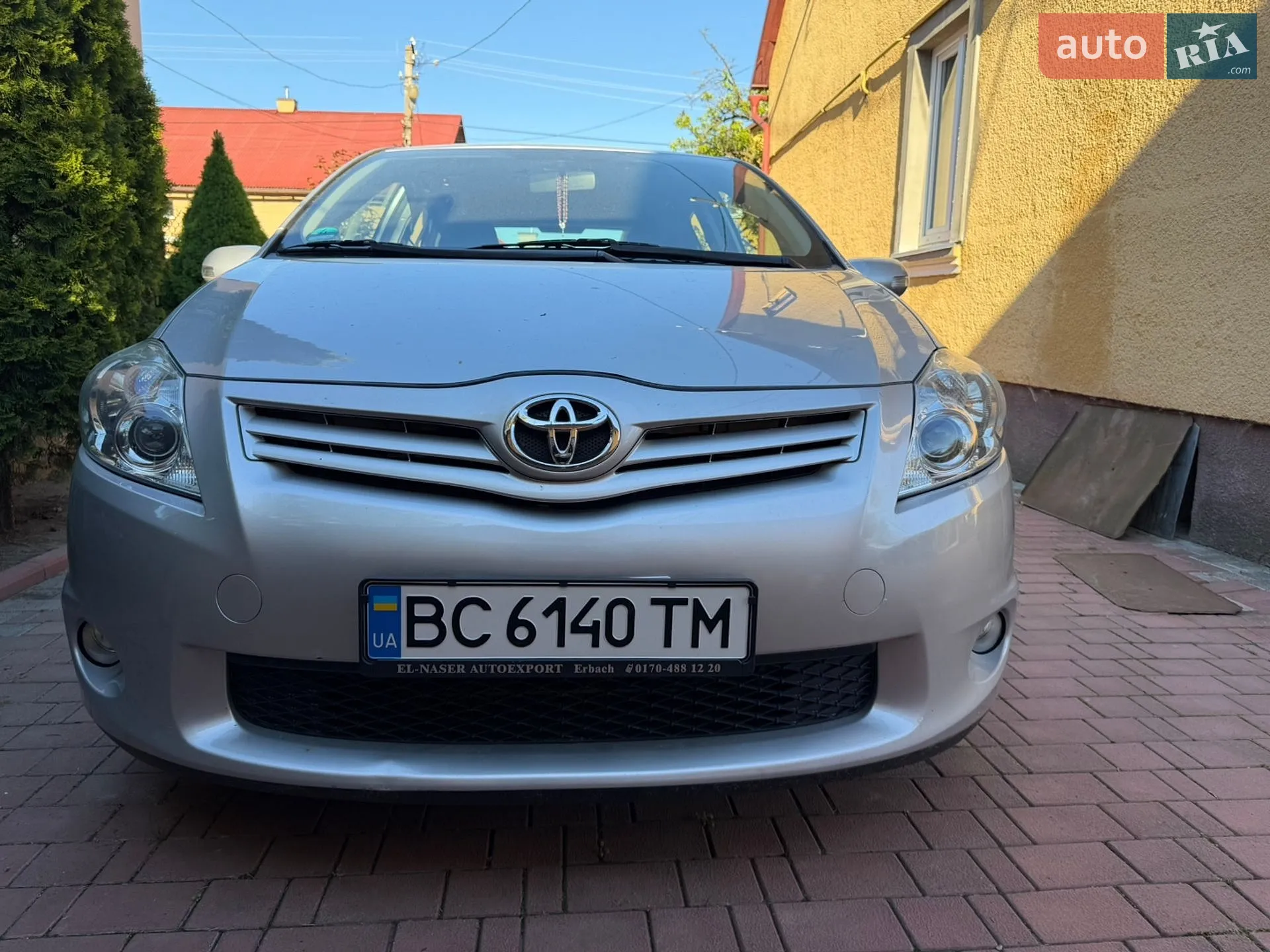 Toyota Auris, 2011